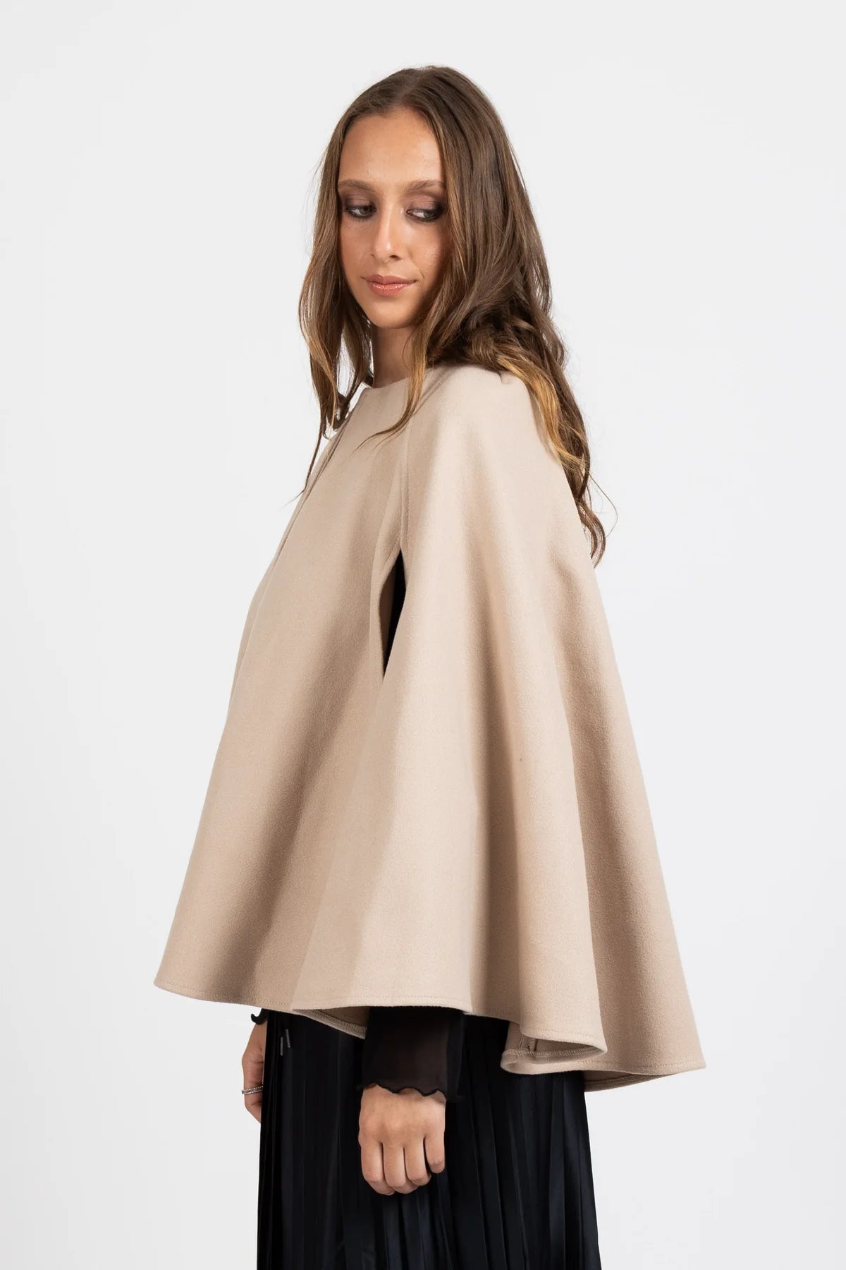 COCO CAPE TAN