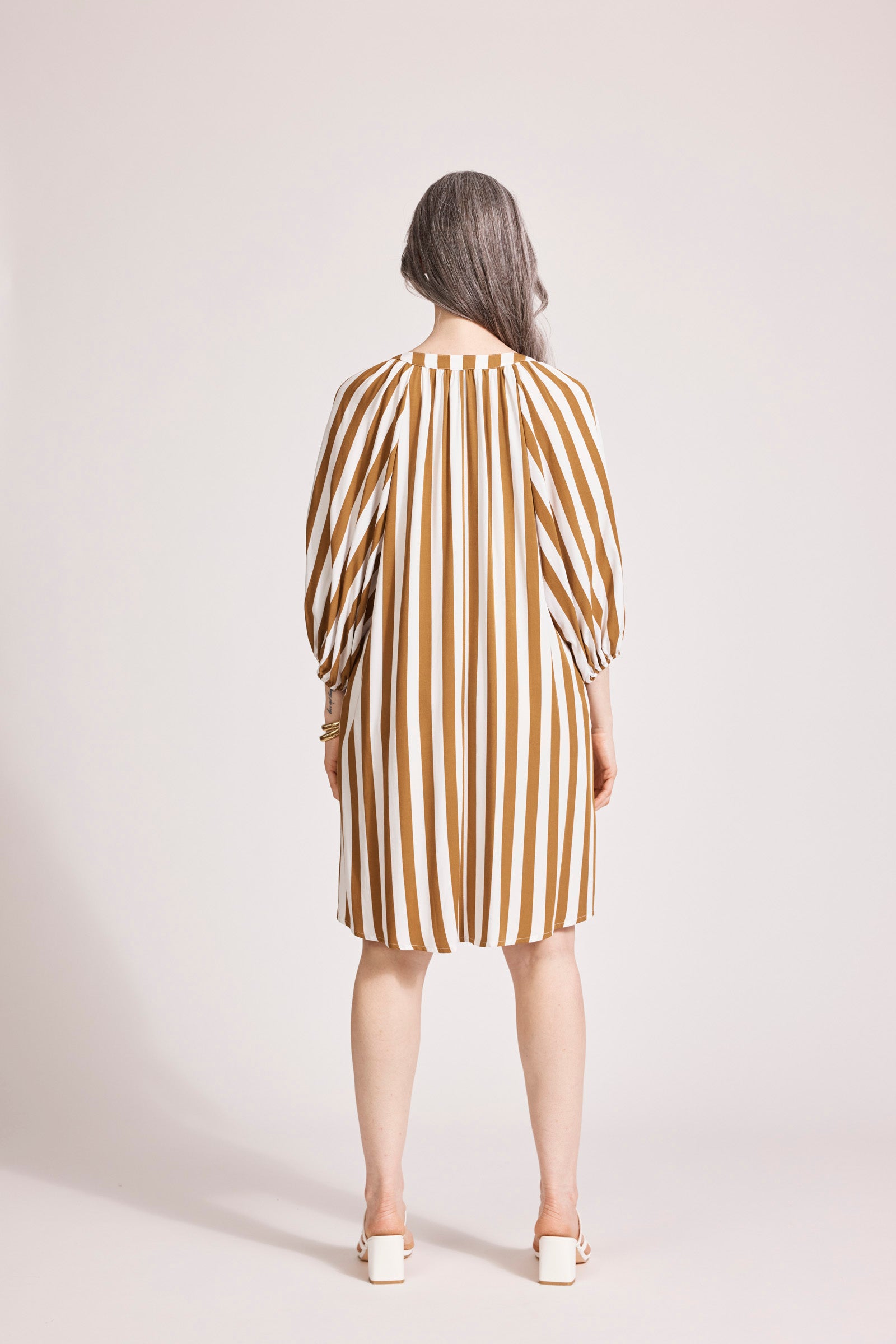 TREVILLE STRIPE DRESS CARAMEL
