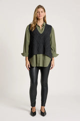 LIORA KNIT VEST CHARCOAL