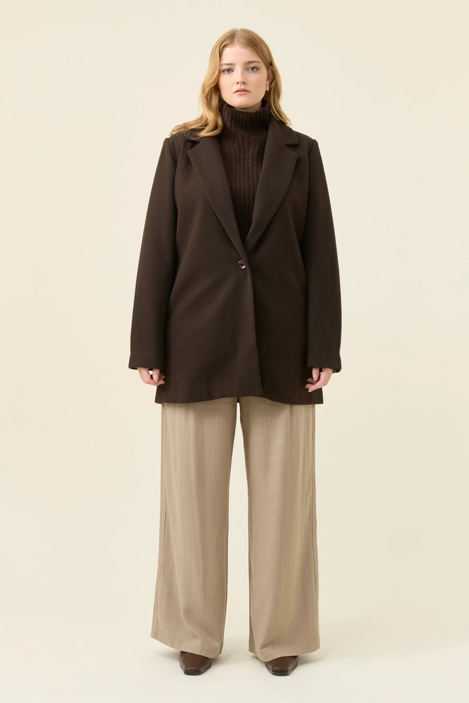 KALI COAT CHOCOLATE