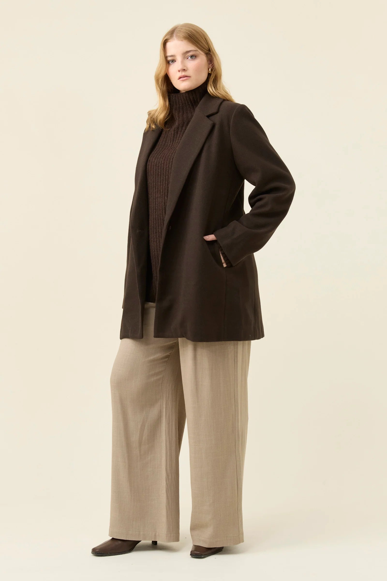 KALI COAT CHOCOLATE