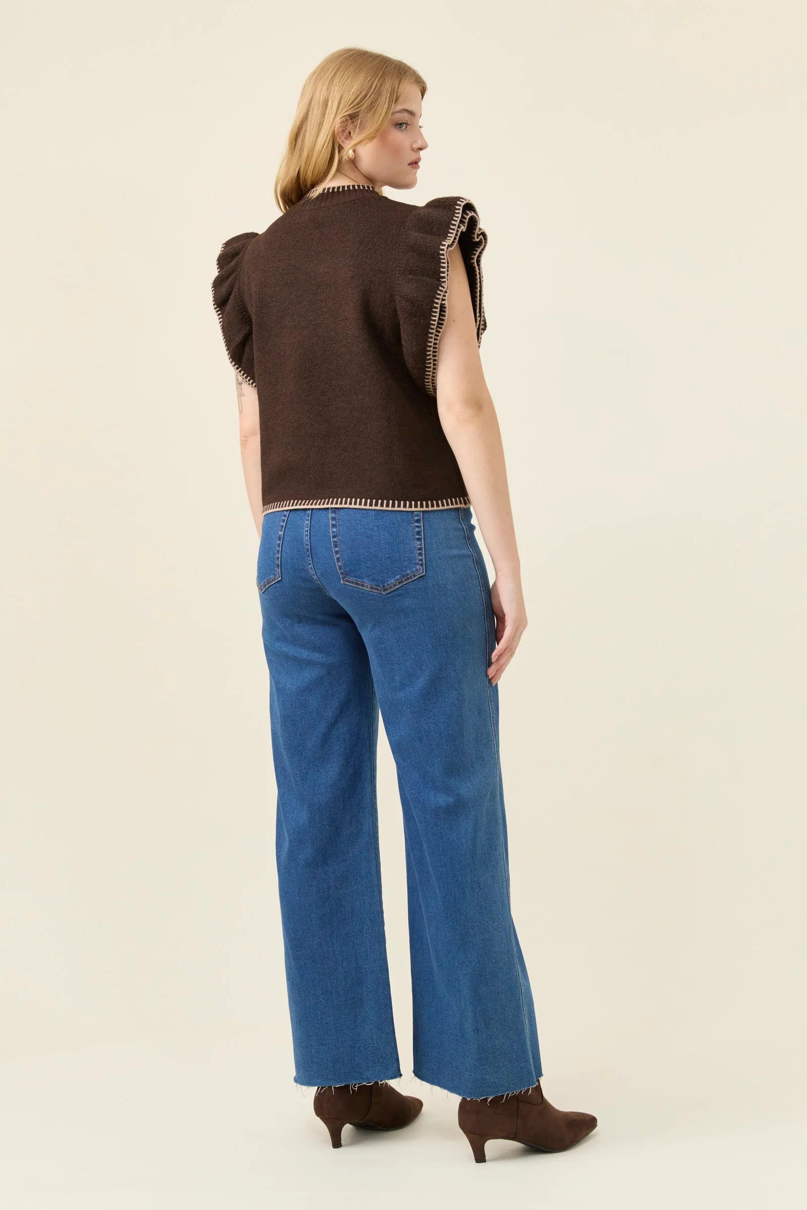 ATHENA FRILL KNIT TOP CHOCOLATE