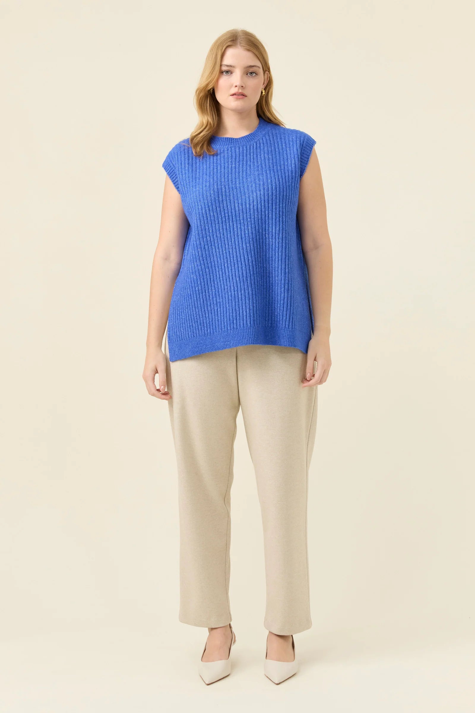 MIRU CREW KNIT VEST COBALT