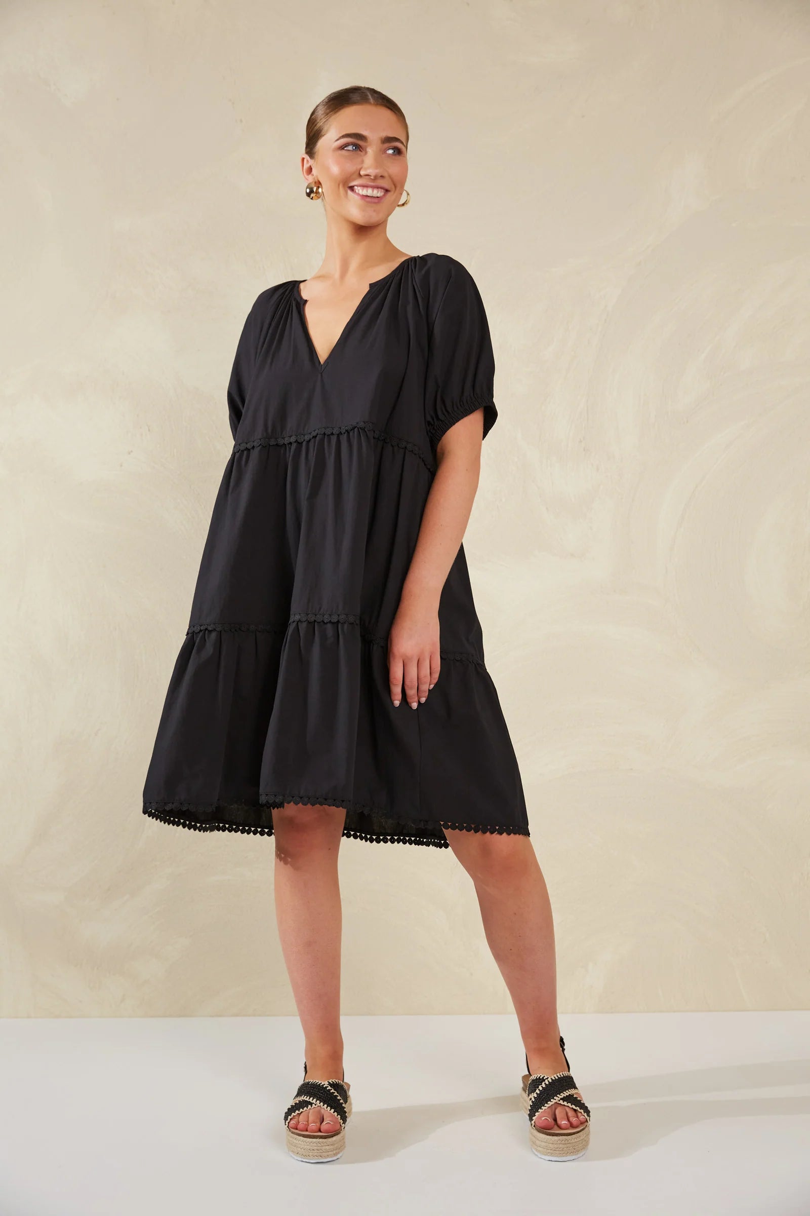 ADELFIA MIDI DRESS BLACK