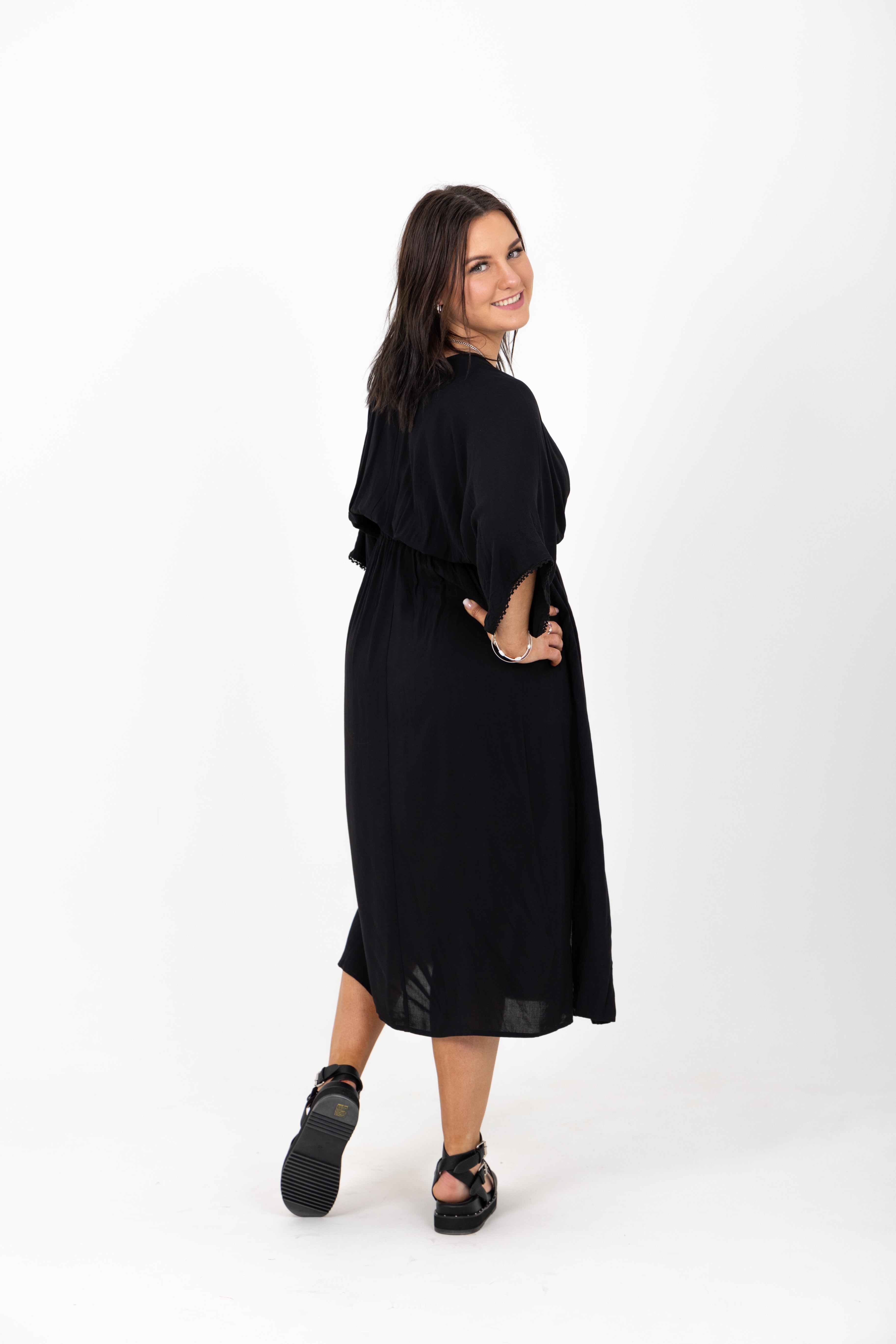 SUVA BATWING MAXI - JET – BLANK SPACE.