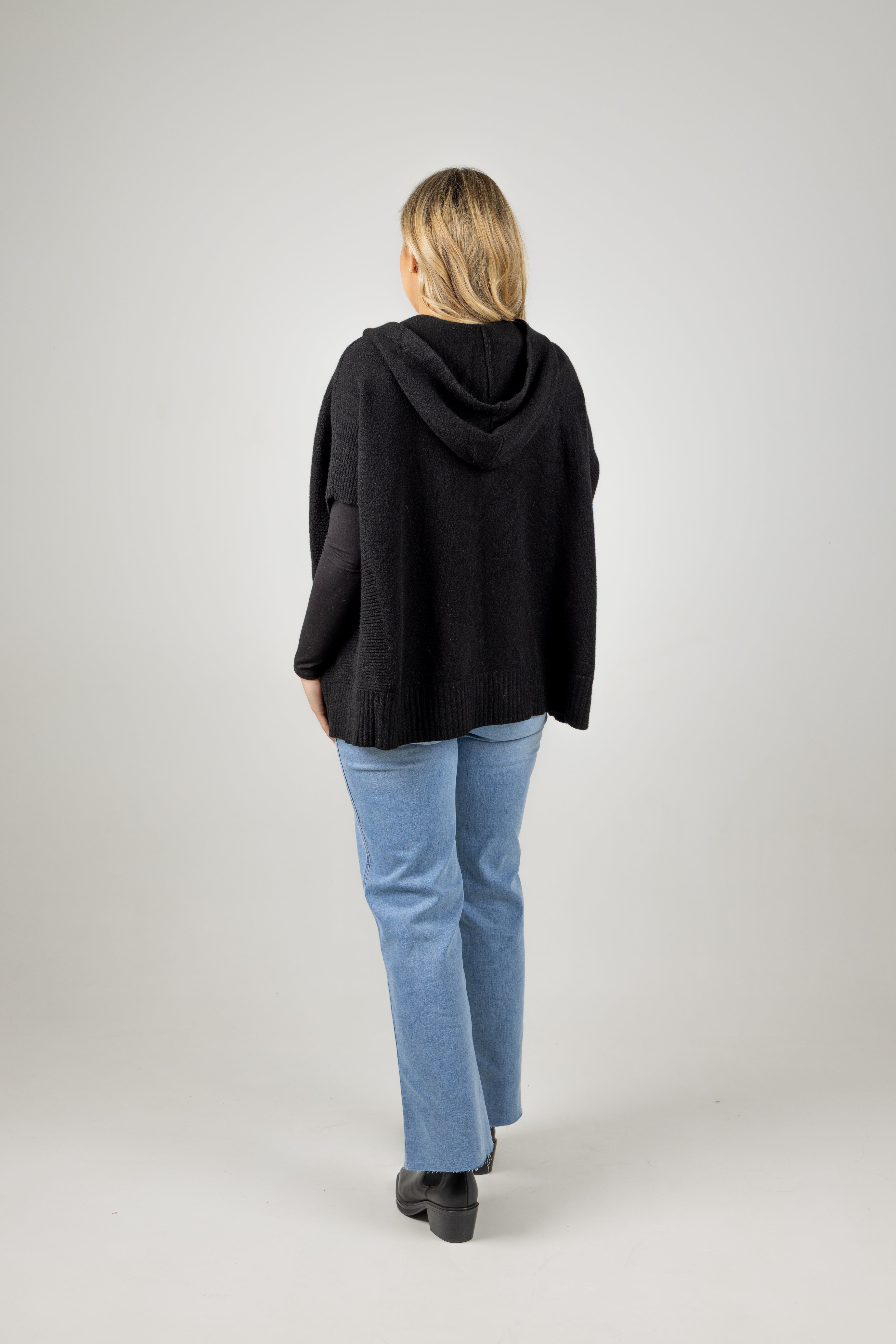 ESTEL HOOD KNIT BLACK