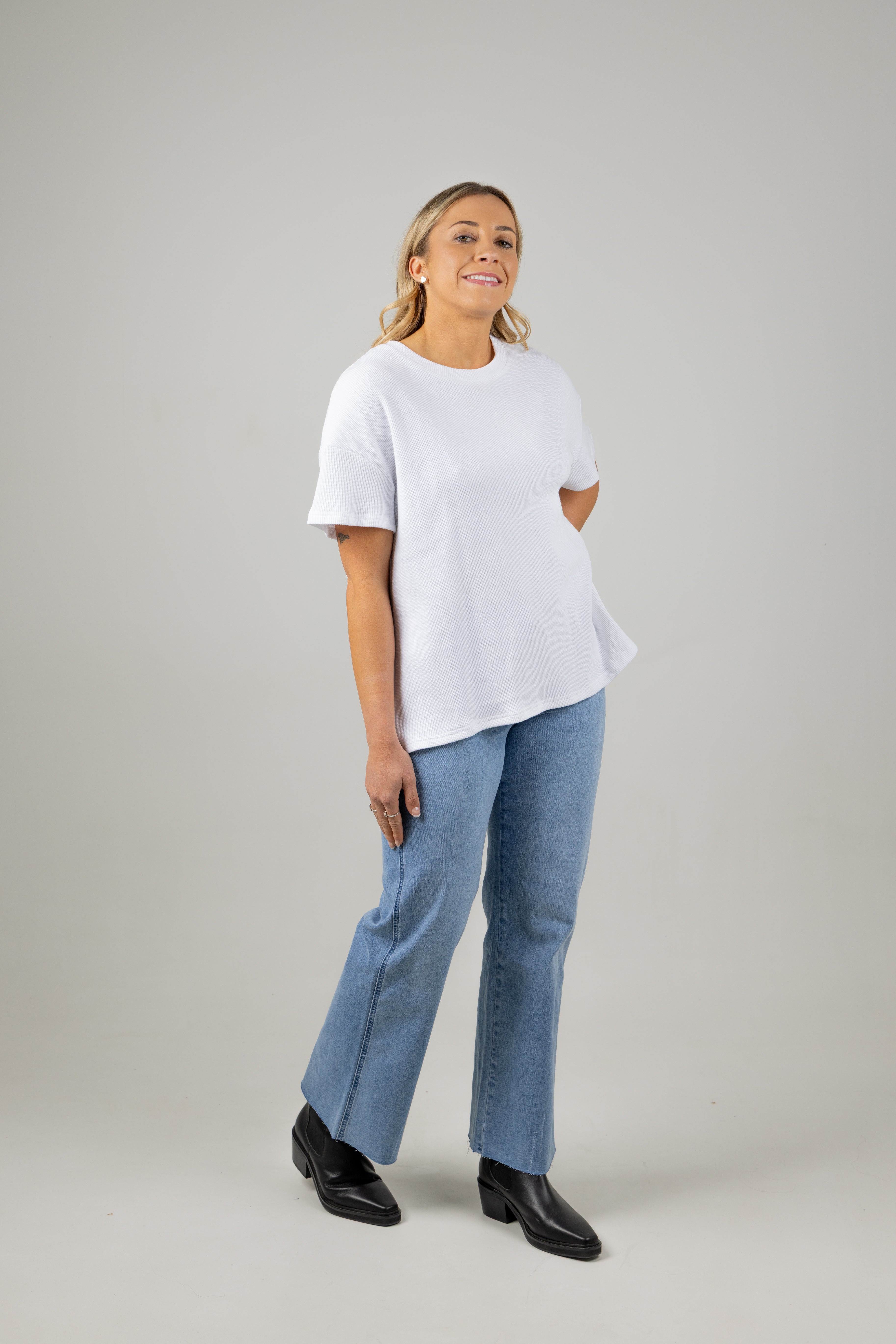 LA PAZ TSHIRT WHITE