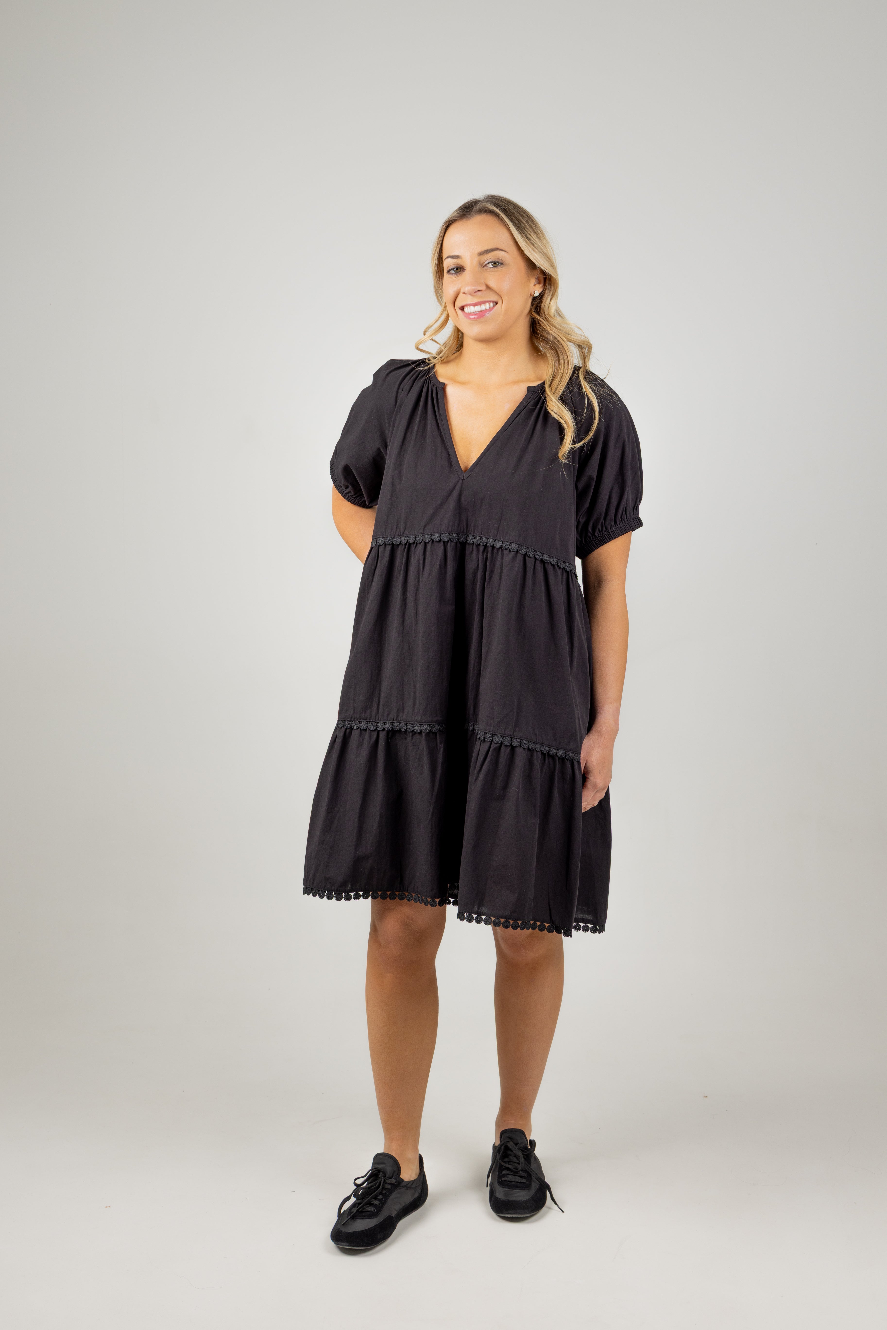 ADELFIA MIDI DRESS BLACK