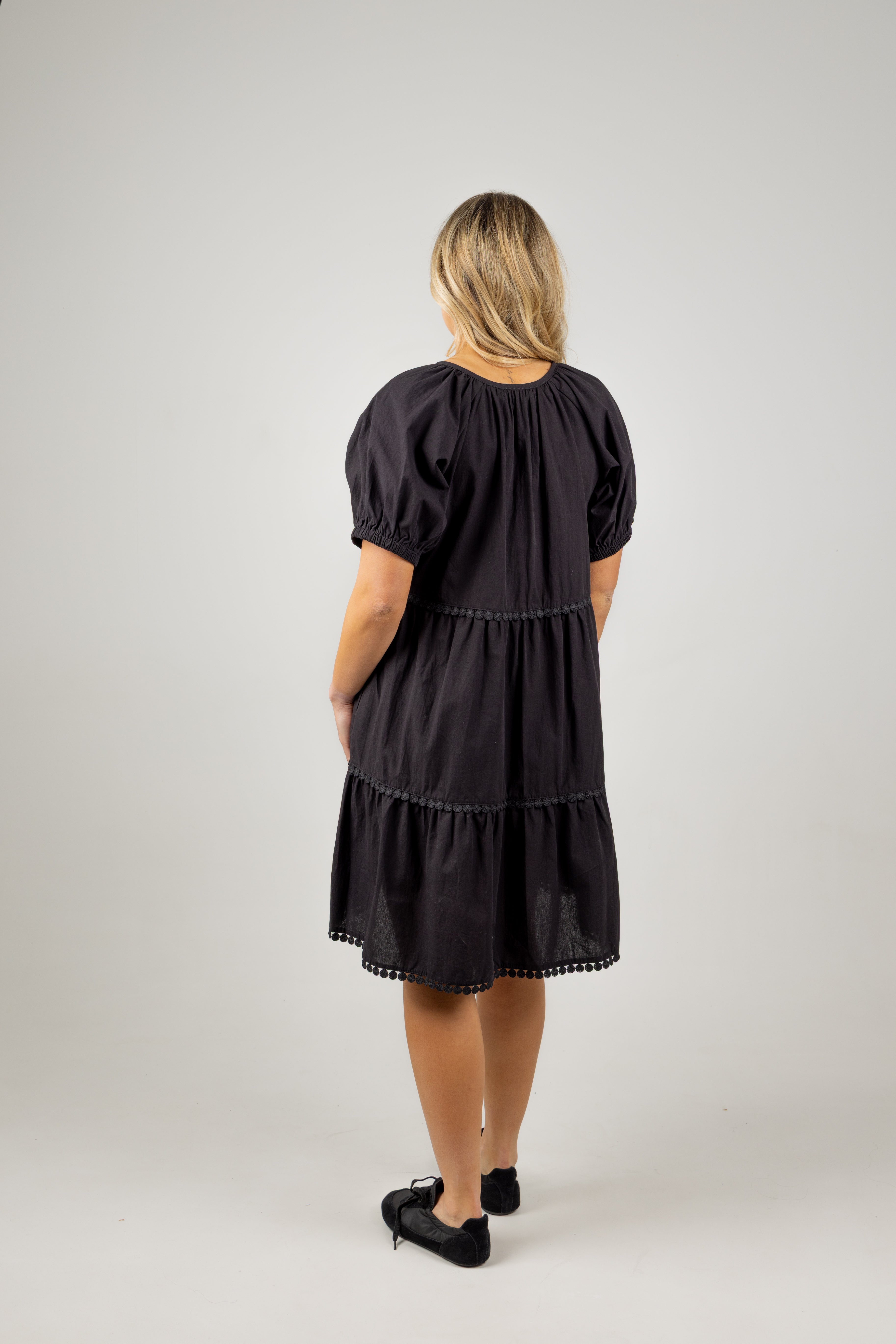 ADELFIA MIDI DRESS BLACK