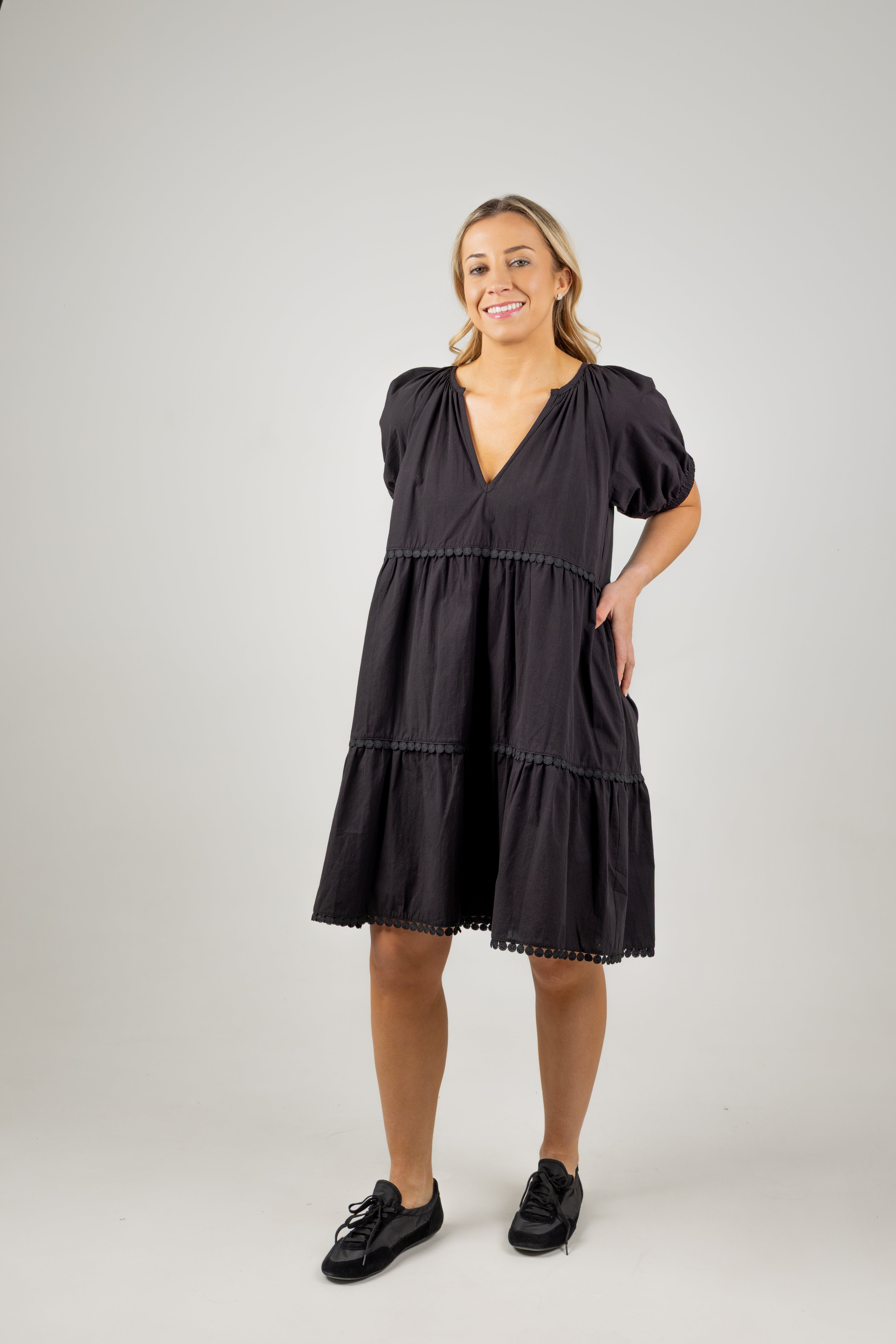 ADELFIA MIDI DRESS BLACK
