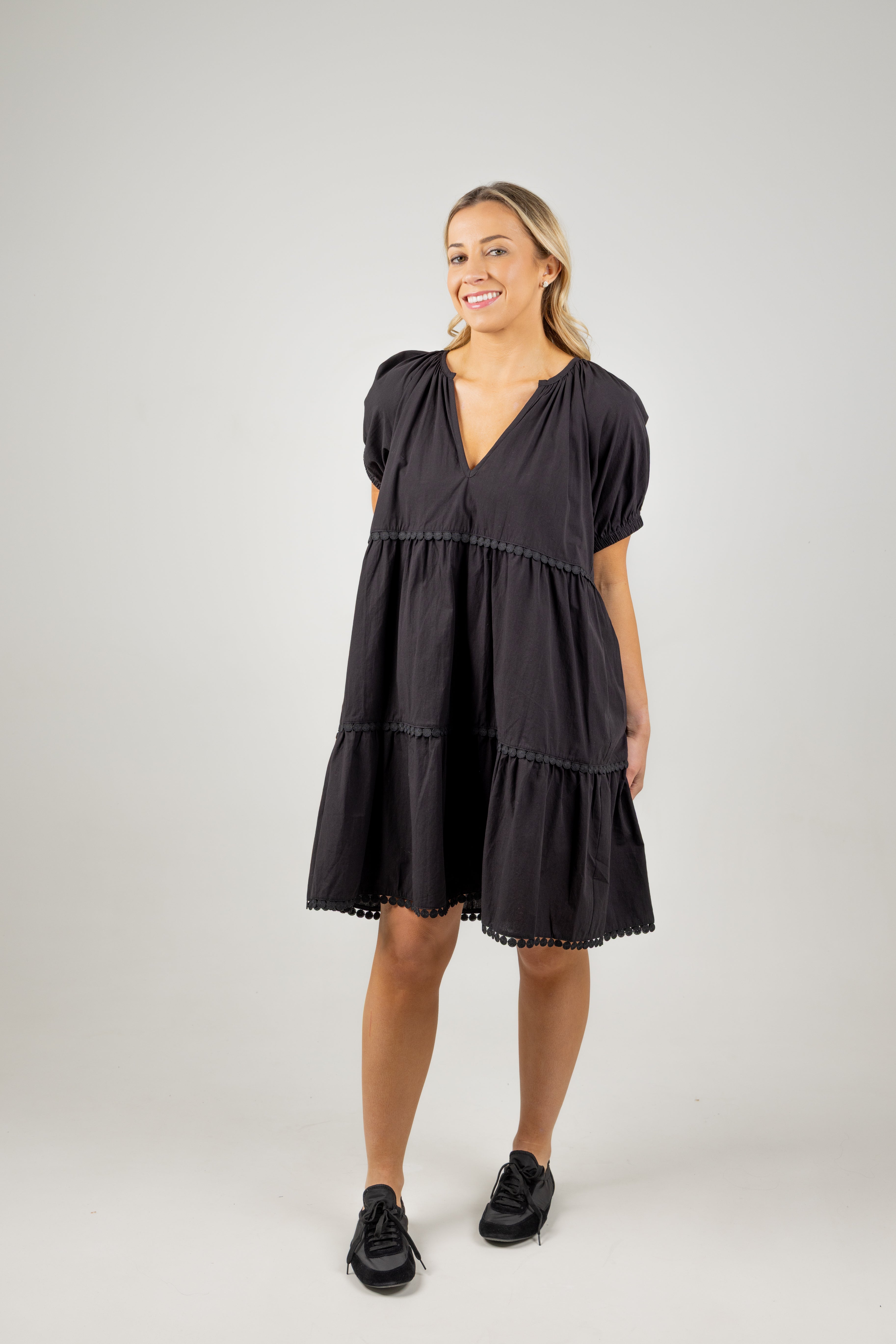 ADELFIA MIDI DRESS BLACK