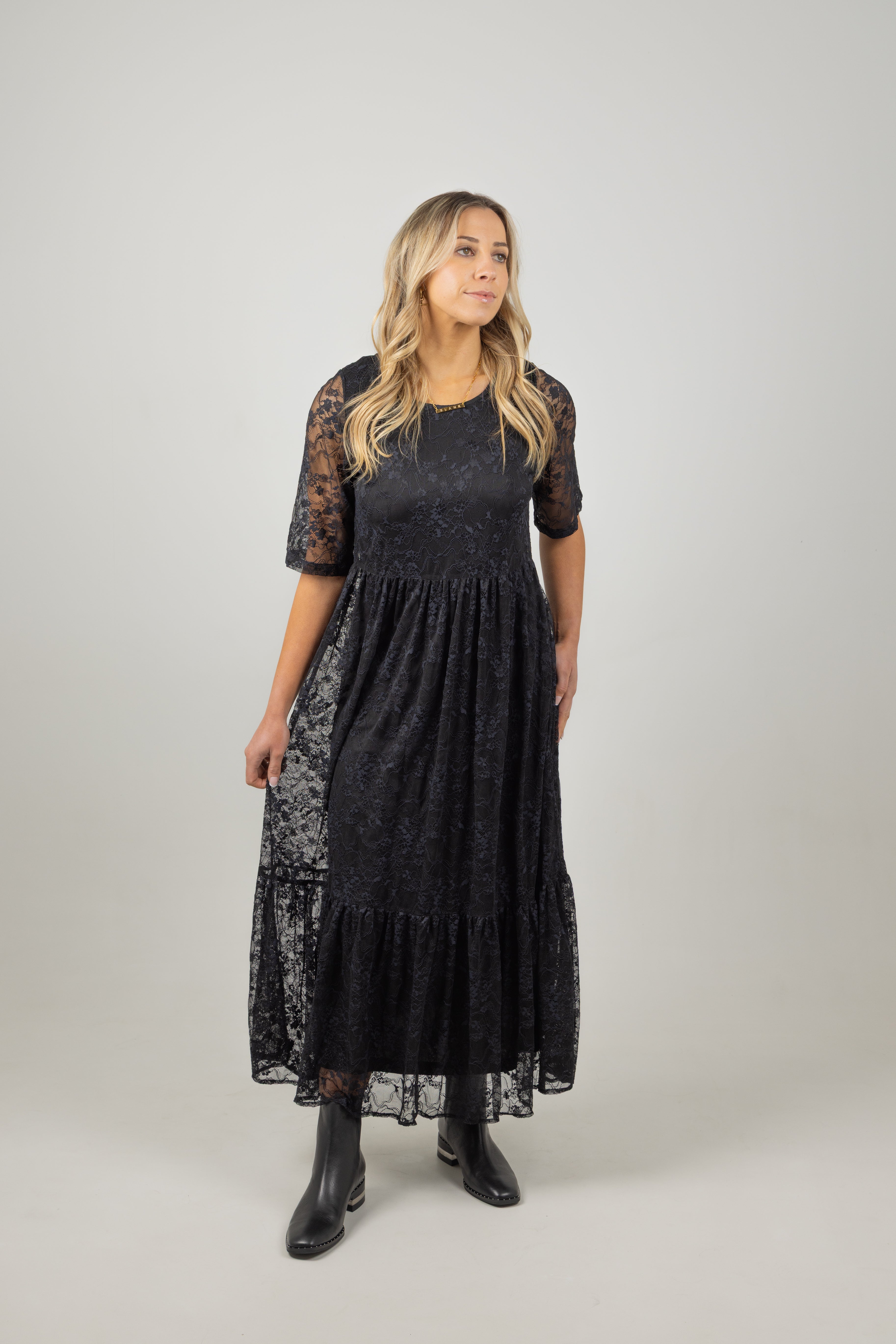 RUBY DRESS BLACK LACE