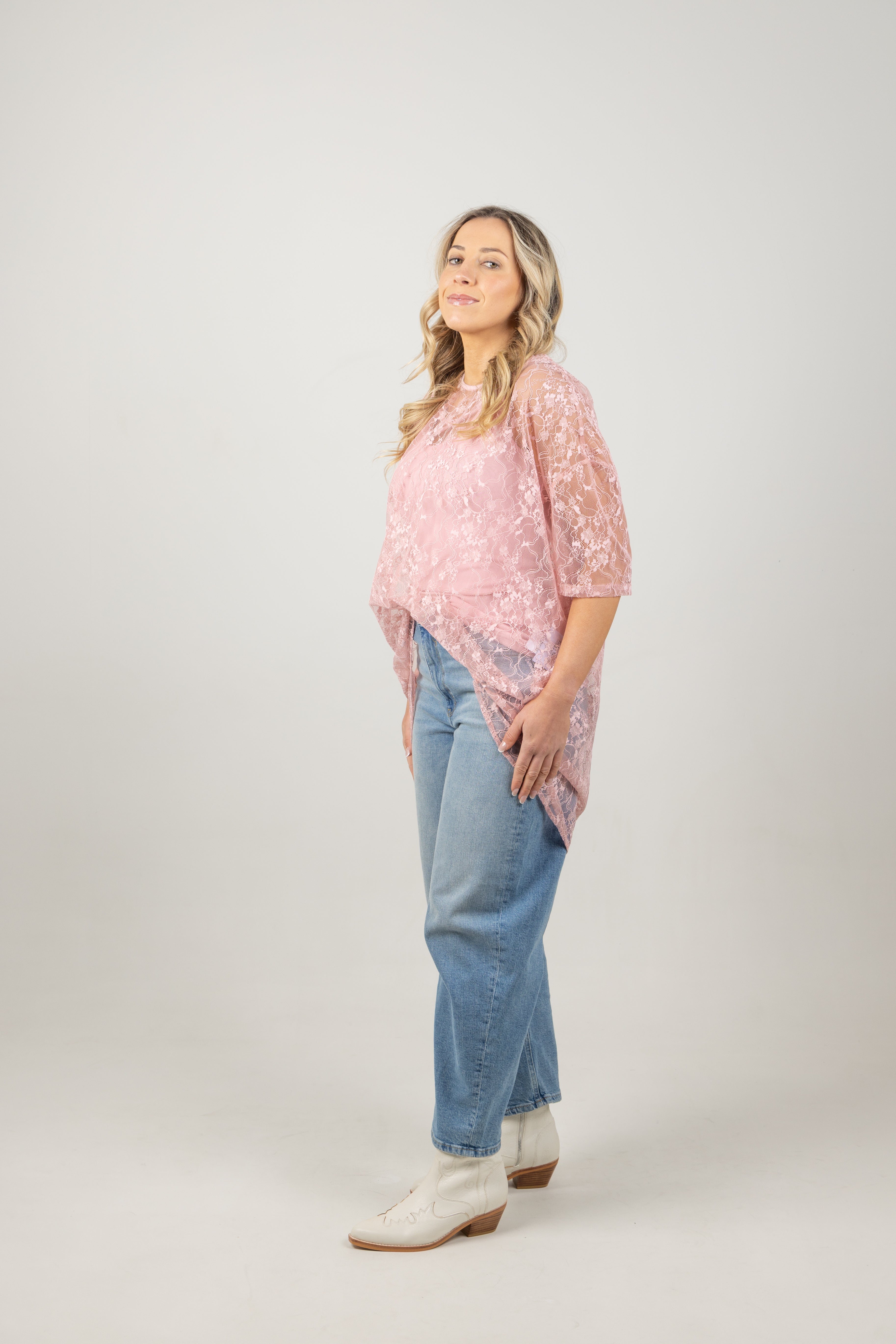 TAYLOR TOP BLUSH LACE