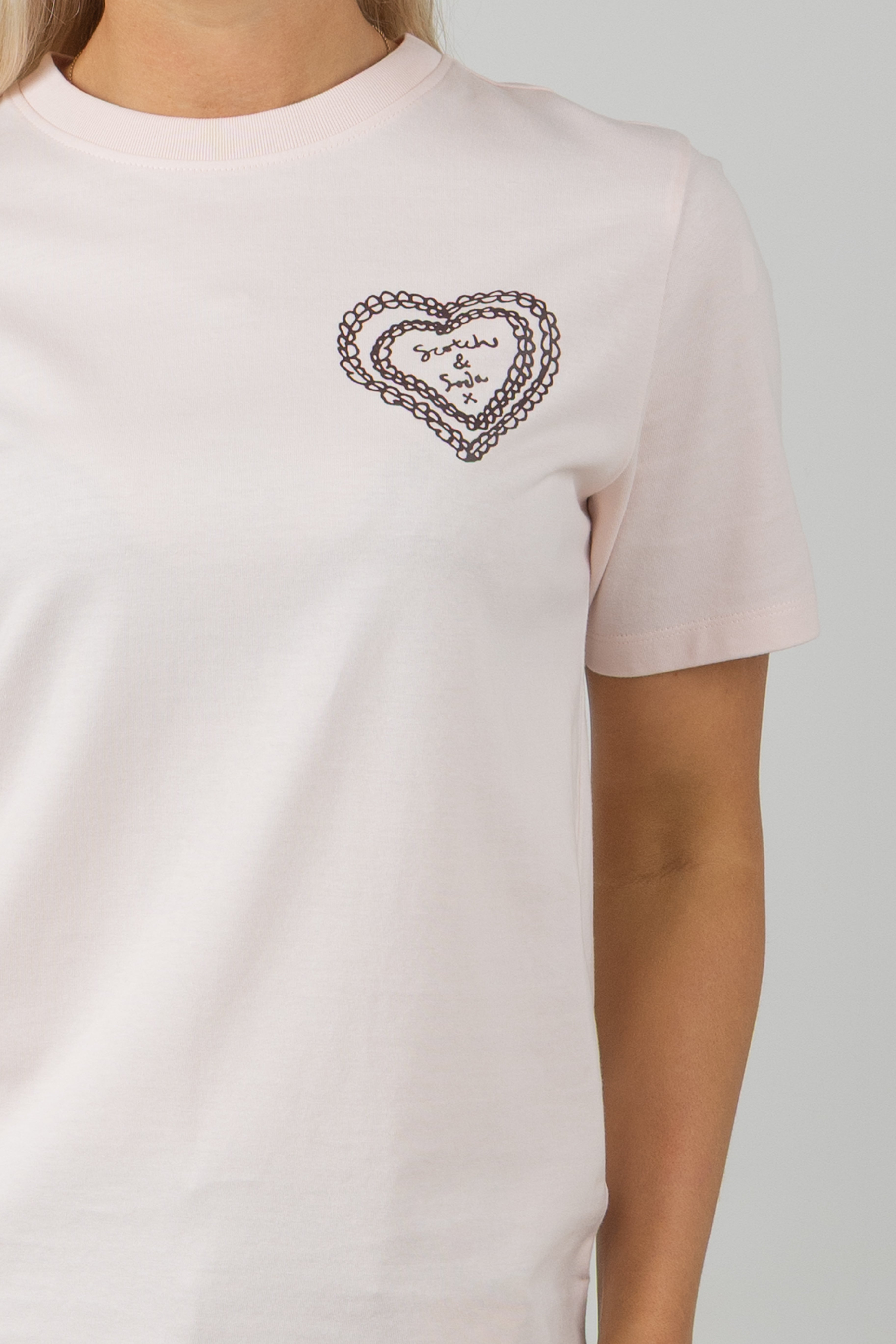 ARTWORK TEE BARELY PINK