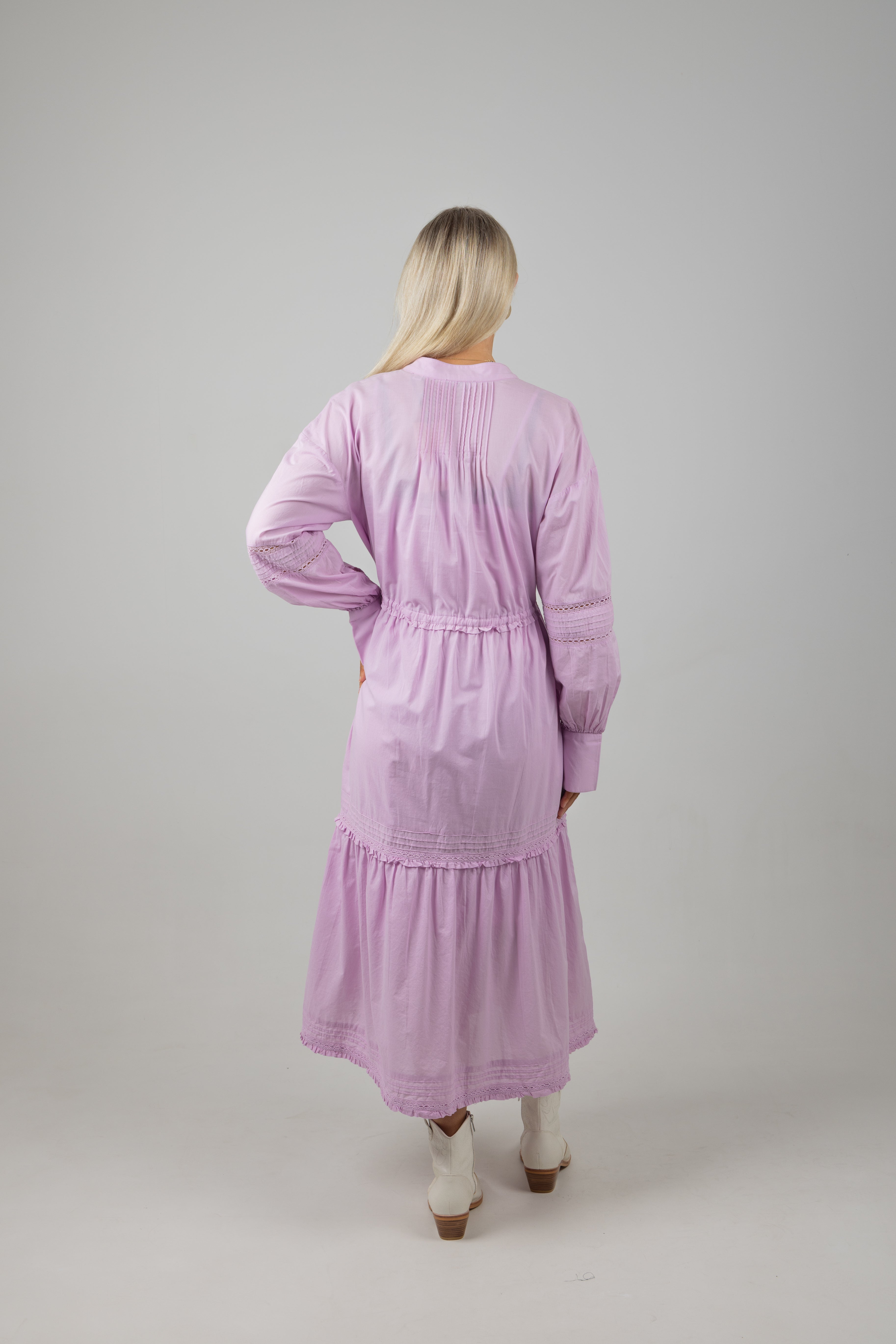 LACE FRILL MAXI DRESS IRIS PINK