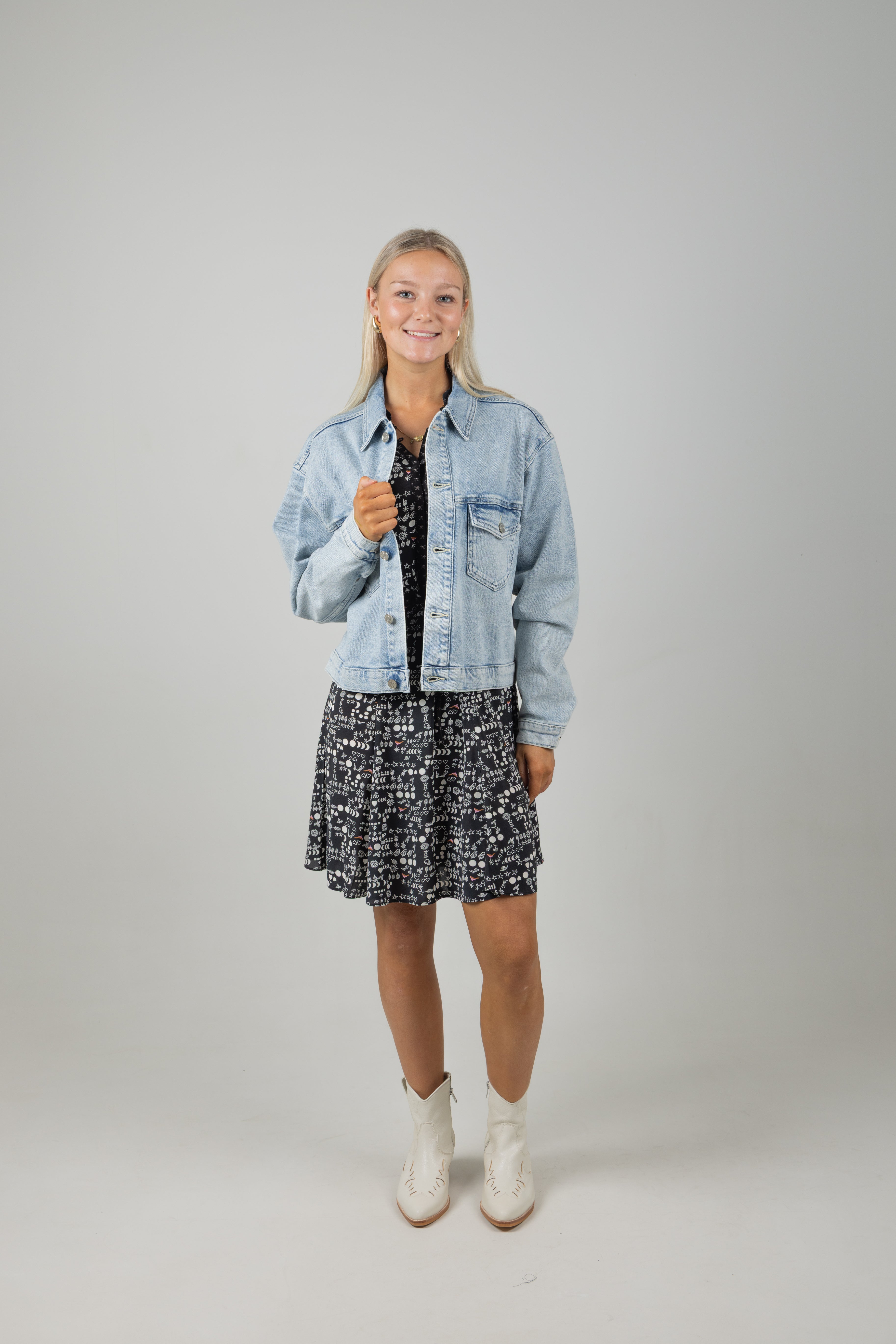 CROPPED DENIM JACKET STORY BLUE
