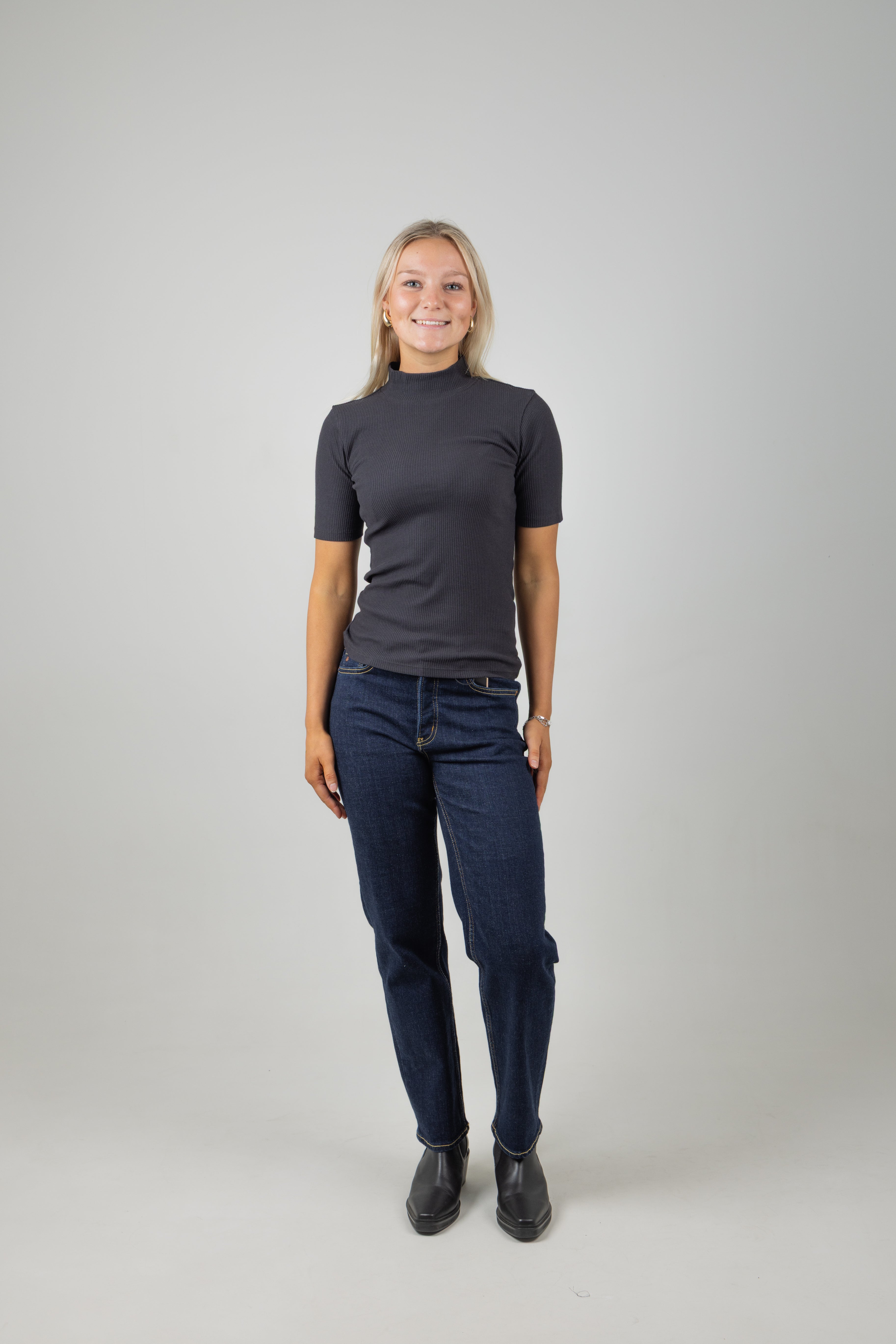 CORE MOCK RIB T-SHIRT BLACK
