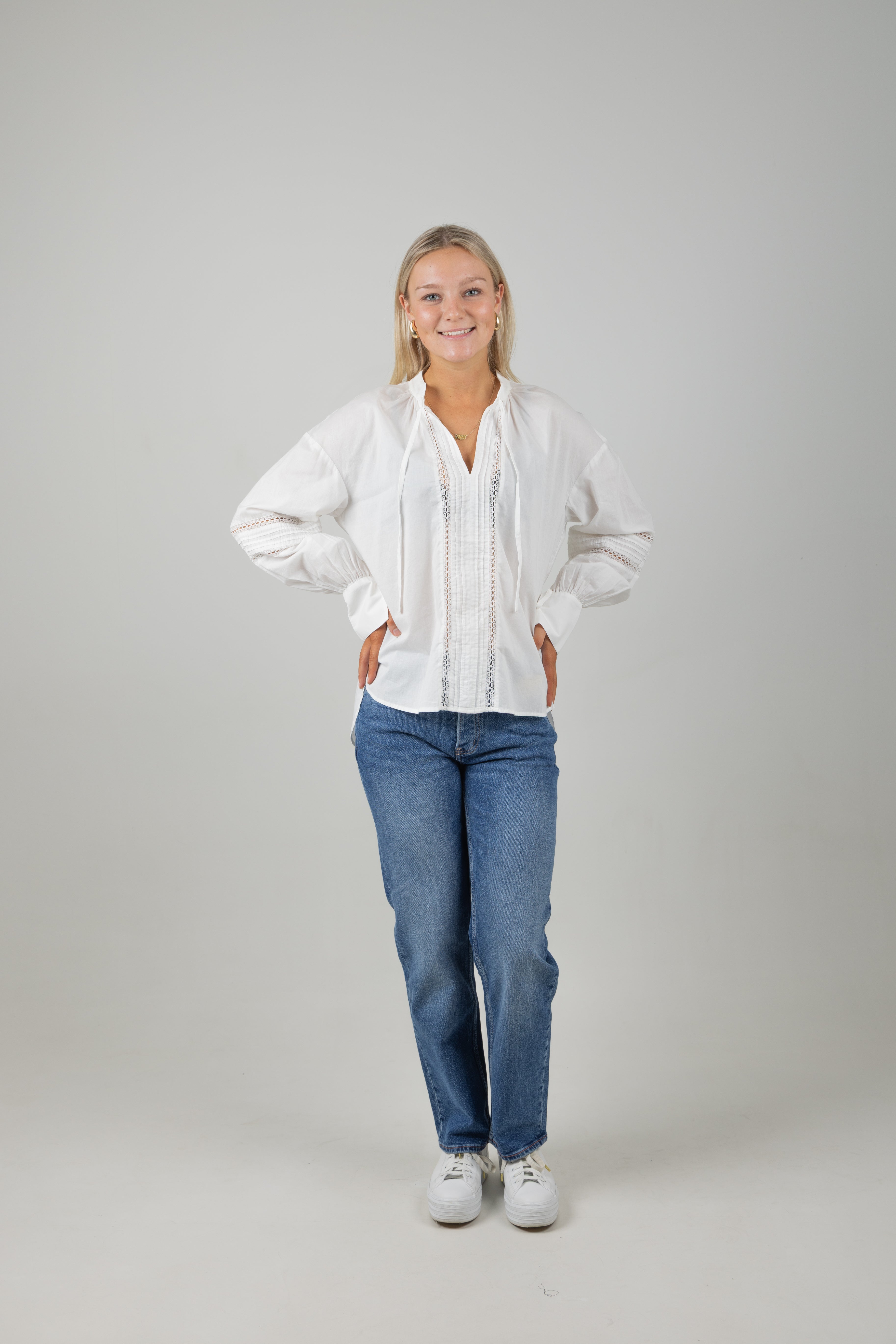 LACE TUNIC TOP WHITE