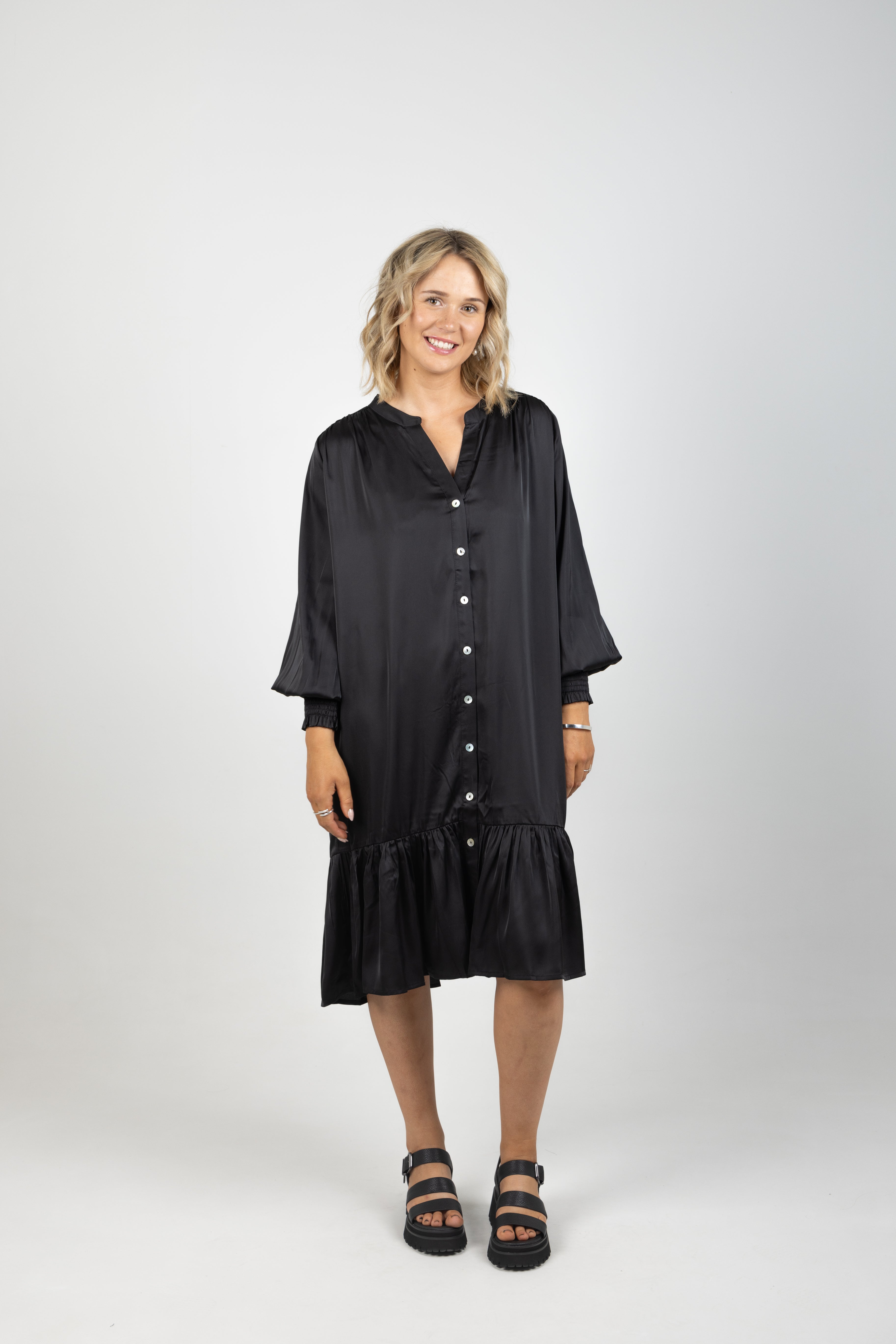 STAPLE DRESS EBONY