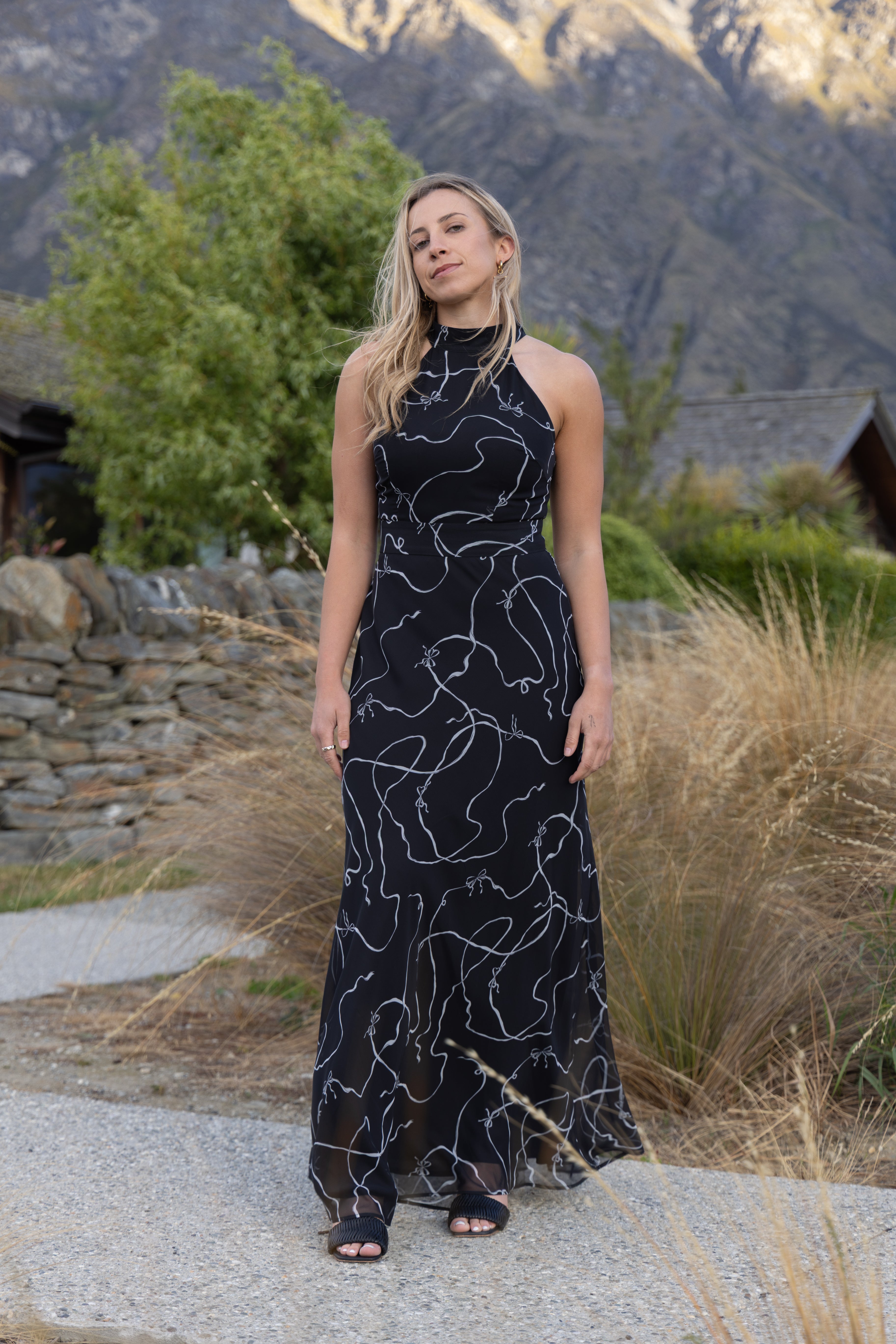 RIHANNA MAXI DRESS BOW NOIR PRE ORDER