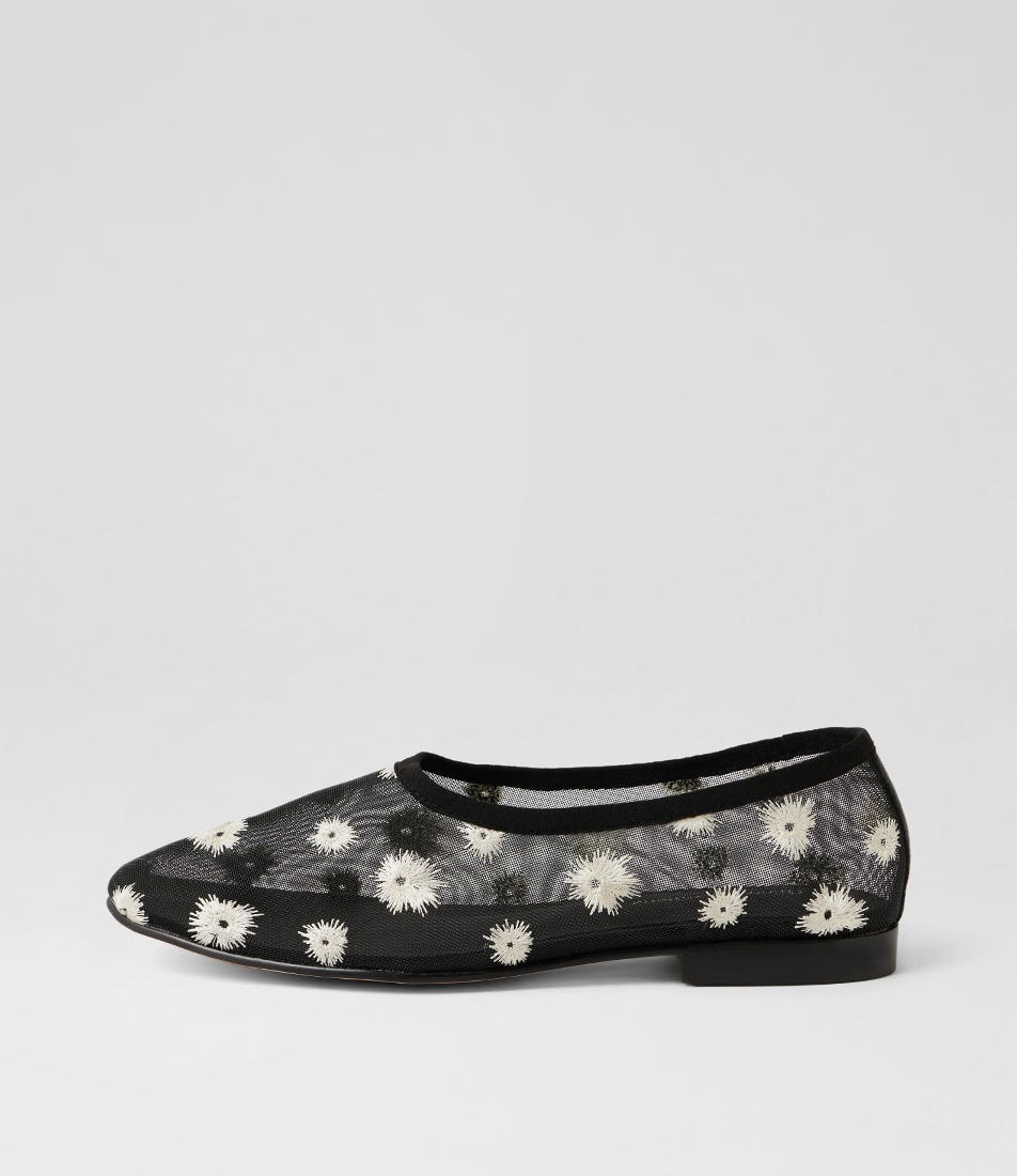 Undeen Ballet Flat Black Ivory Mesh