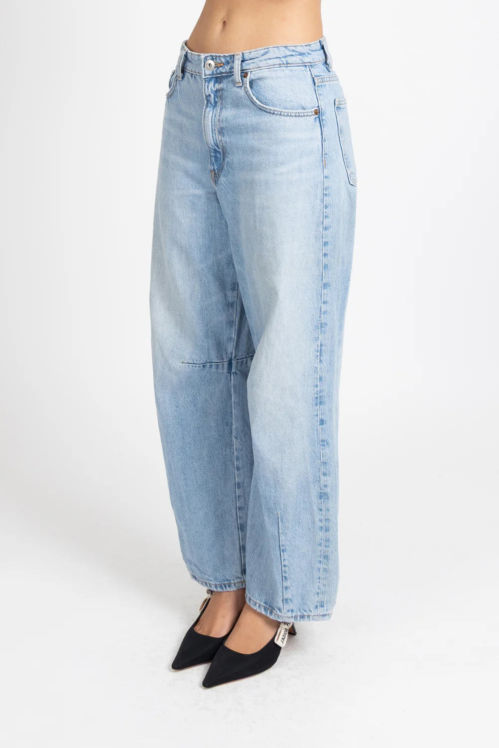 Right Barrel Jean