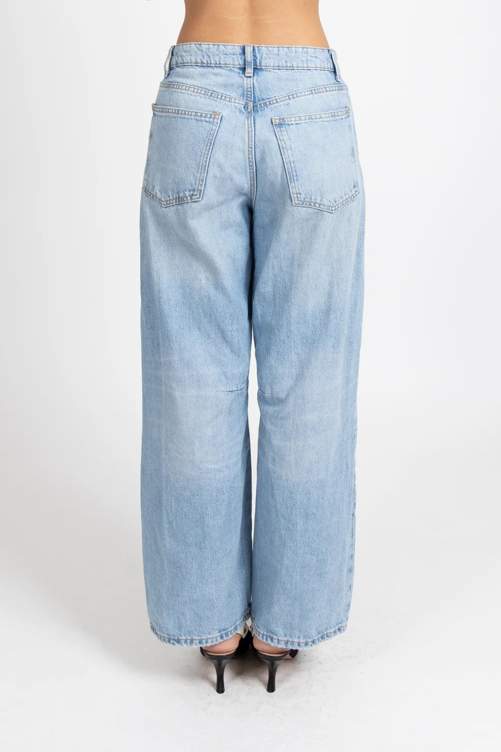 Right Barrel Jean