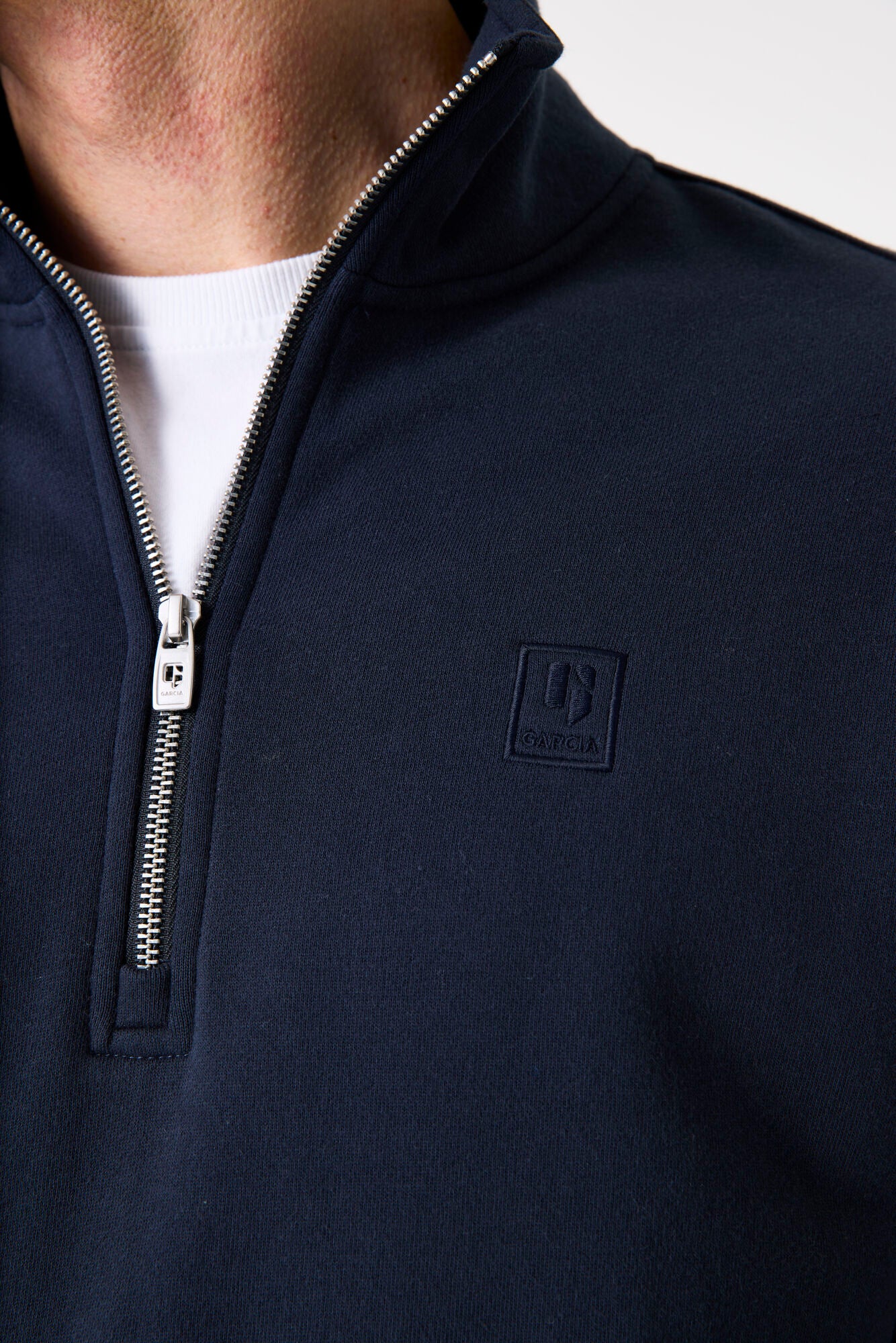 QUARTER ZIP SWEATER DEEP INK
