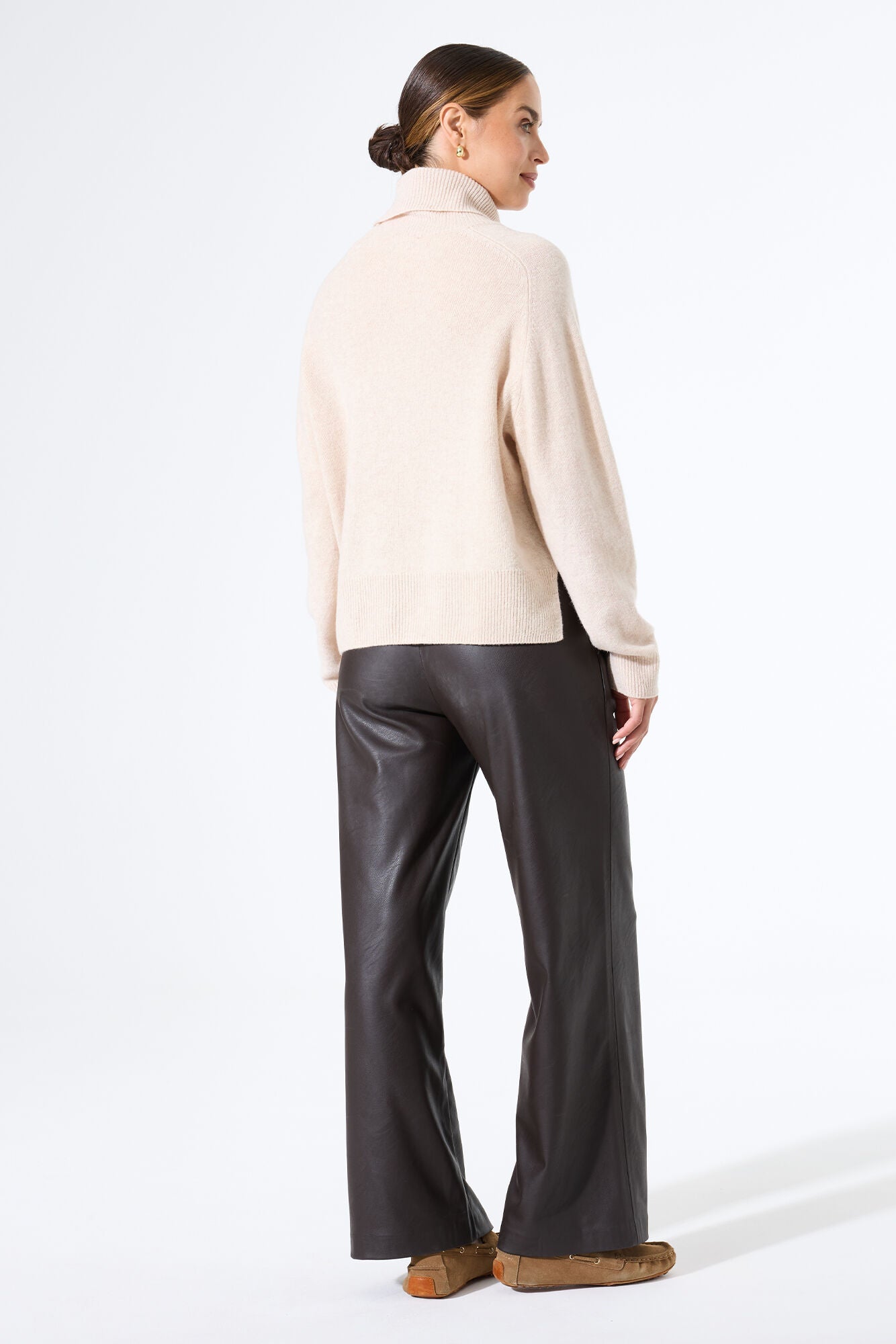 WOOL KNIT NEUTRAL
