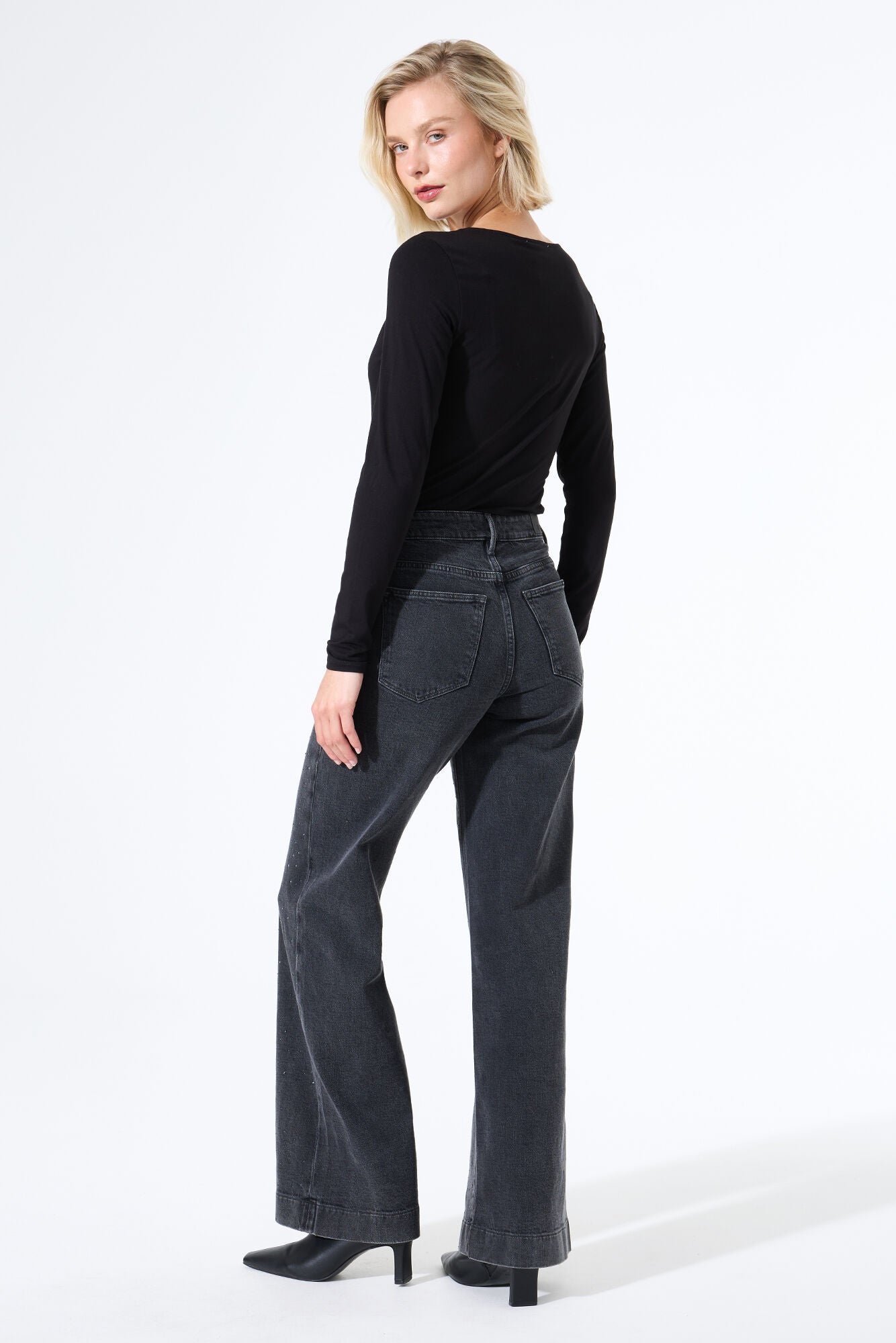 CHIC LONG SLEEVE TOP BLACK
