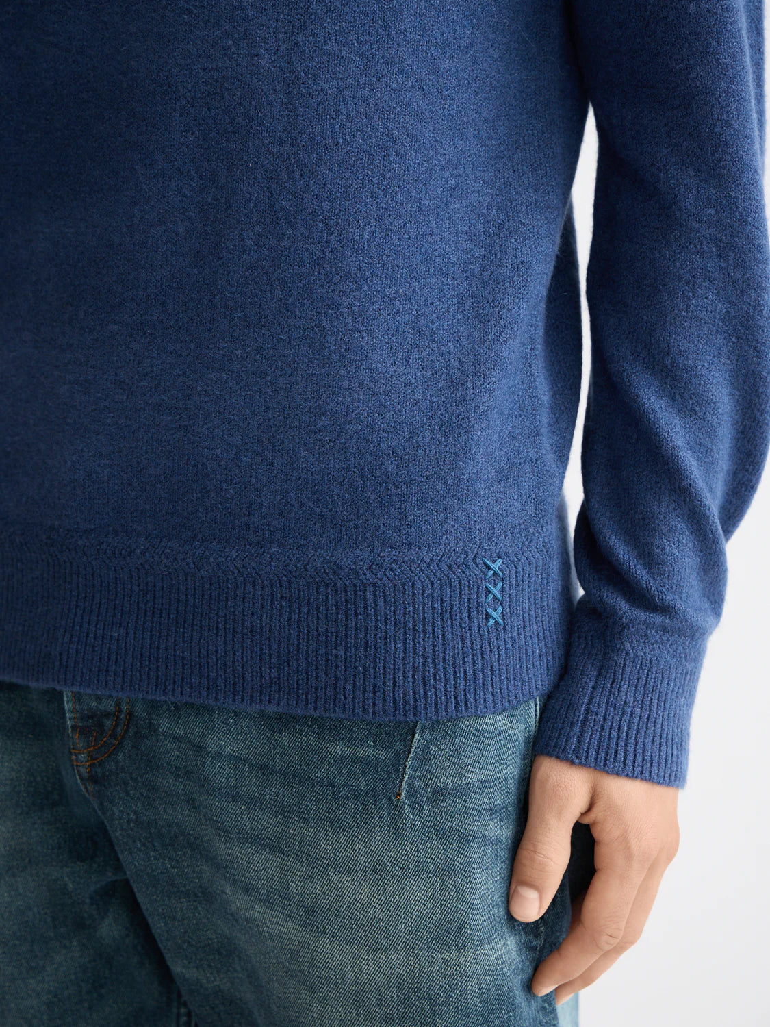 SOFT KNIT REGULAR FIT CREW NECK INSIGNIA BLUE