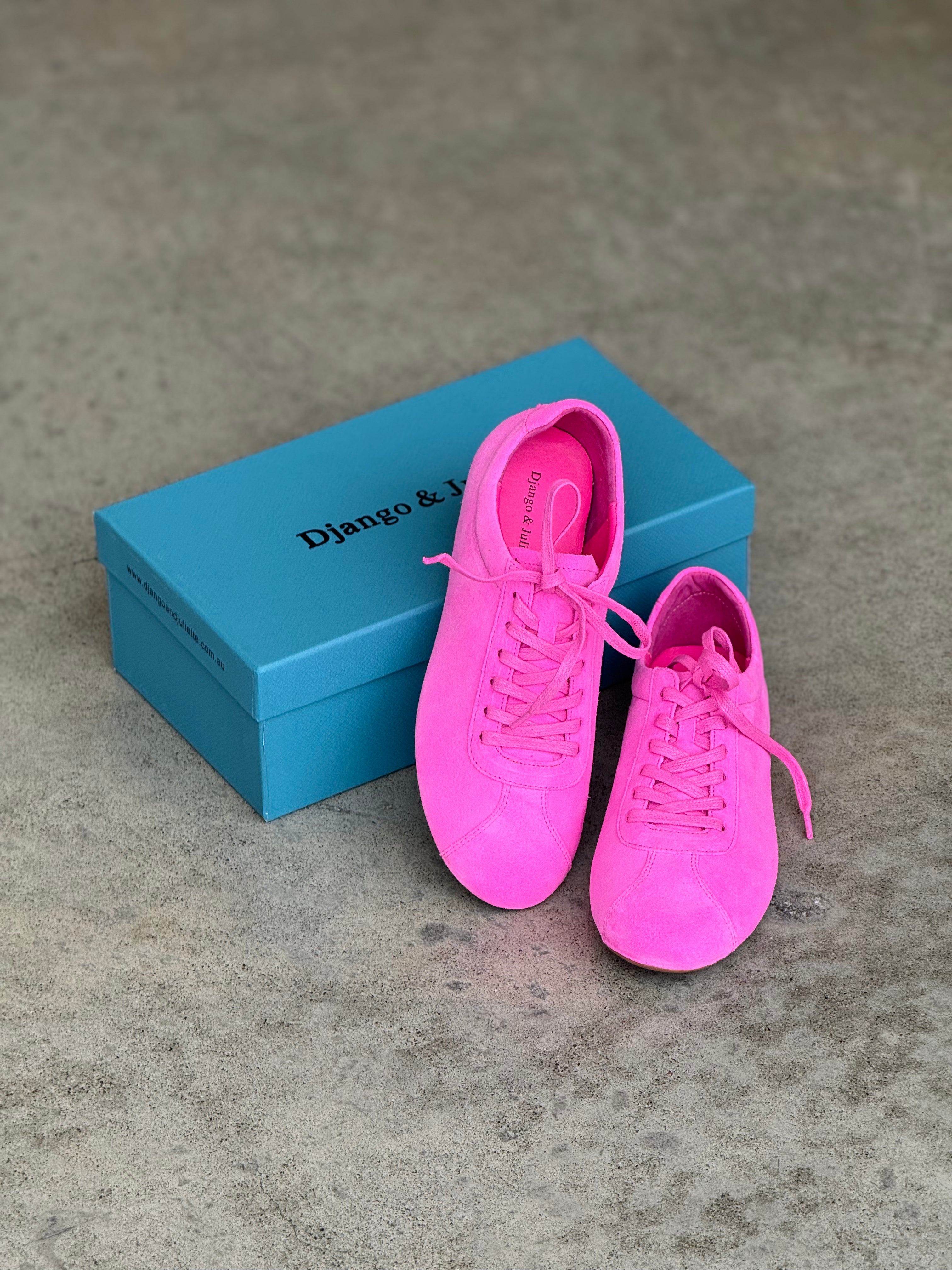 BOOKIER SNEAKER HOT PINK SUEDE