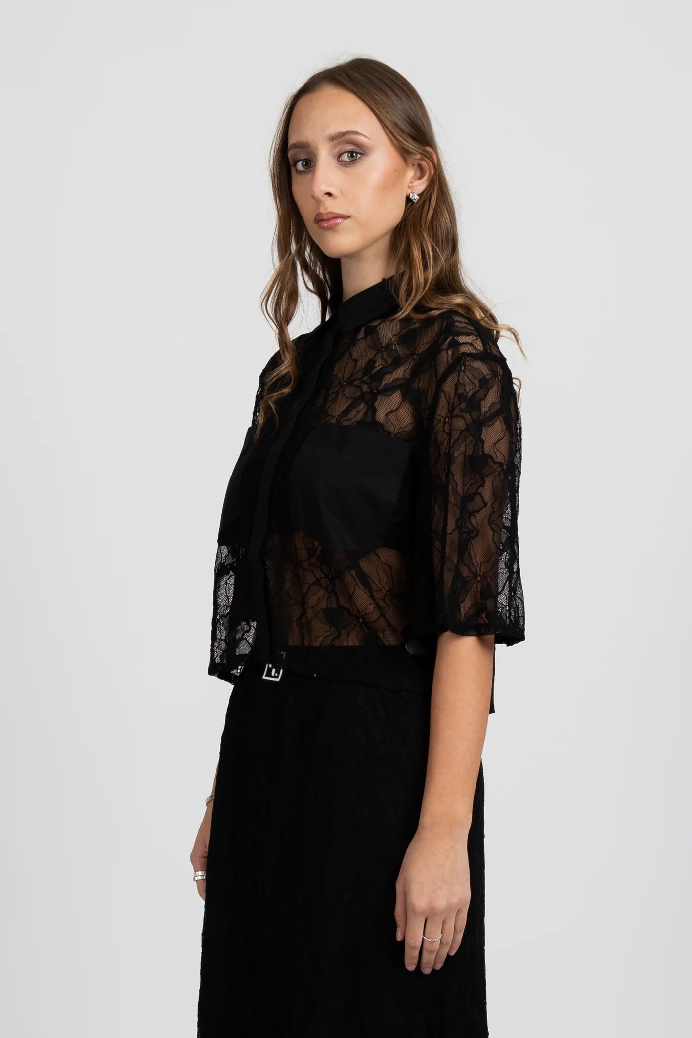 LACE IT SHIRT BLACK