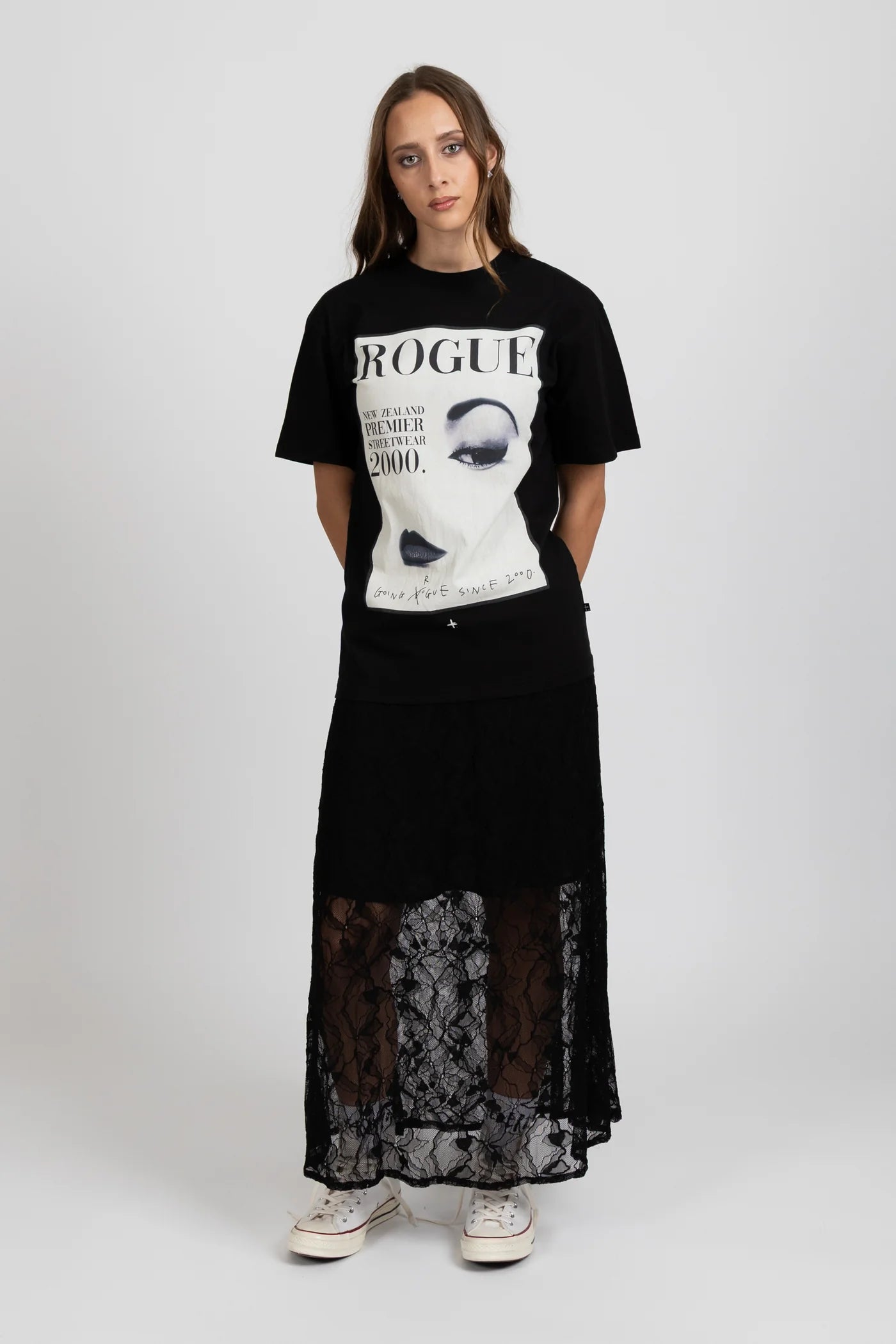 TOUR TEE ROUGE BLACK