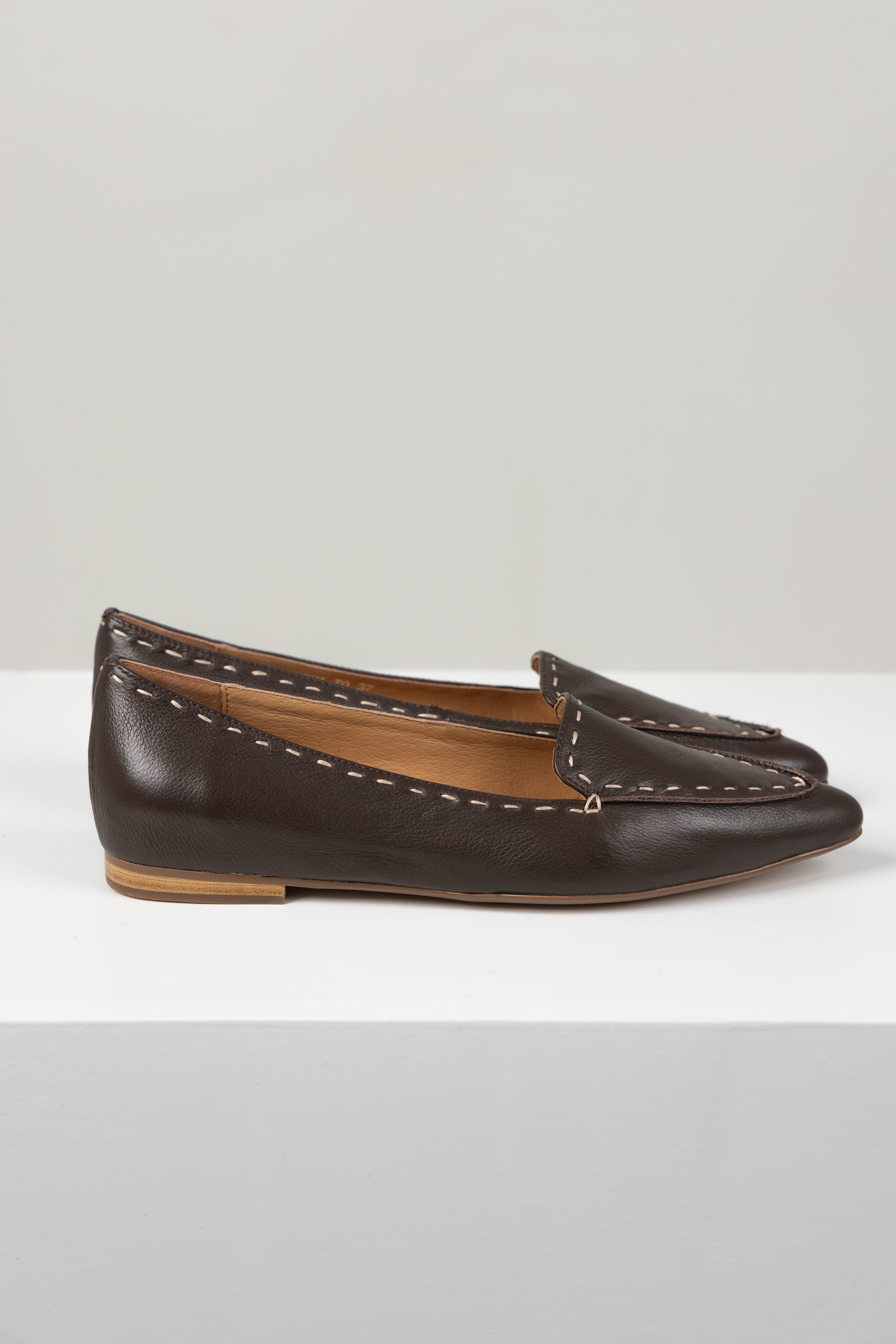 Yivi Loafer Chocolate Leather