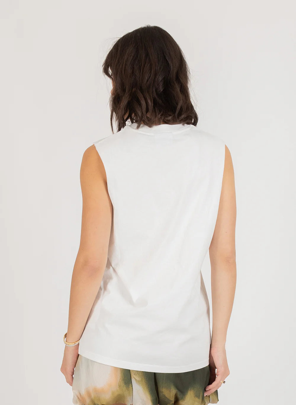 Spring Tank Studio OUR TANK STUDIO WHITE – Blank Space