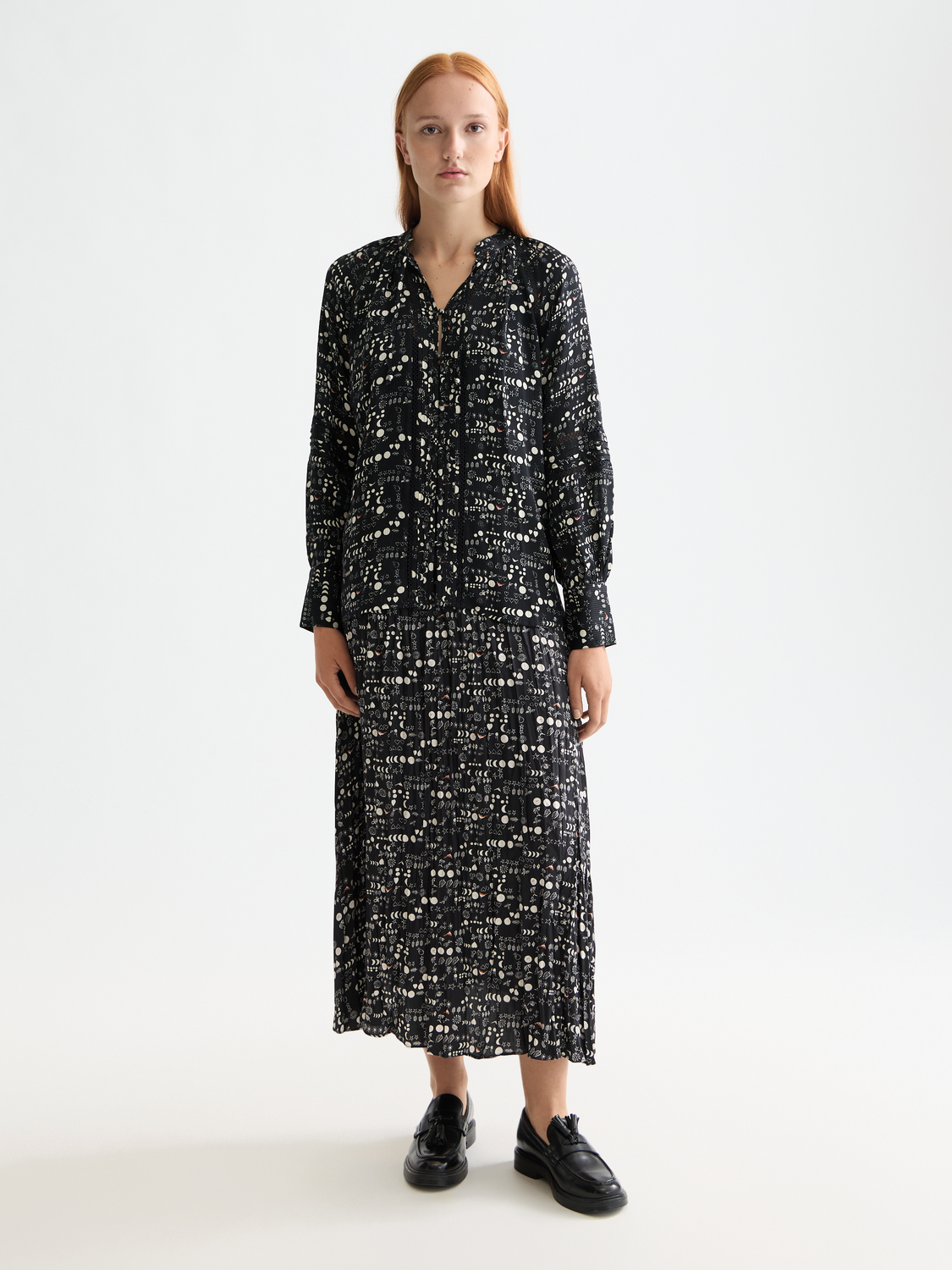 LACE SHIRT MOON GARDENING