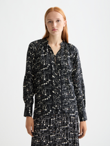 LACE SHIRT MOON GARDENING