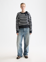 STRIPE TIE NECK KNIT SKY CAPTAIN