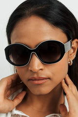 SABRINA SUNGLASSES BLACK | BLACK