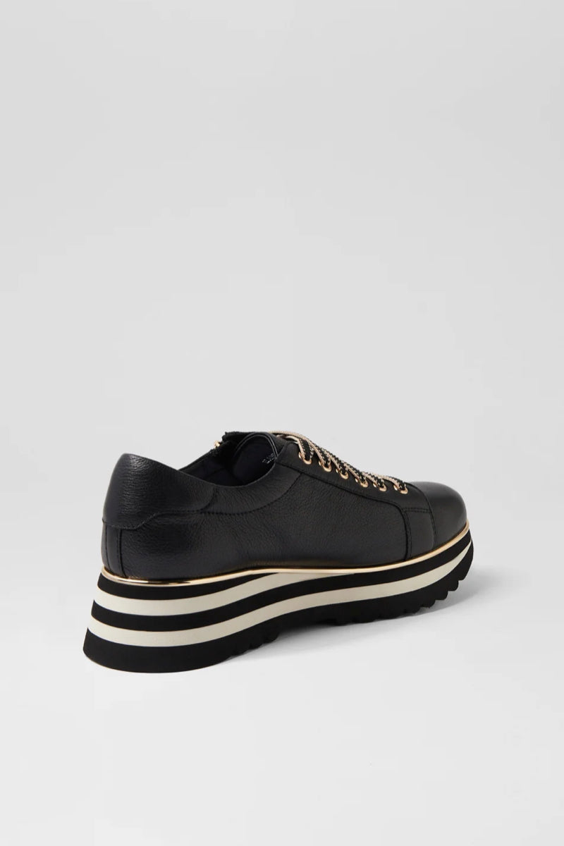 EAMMES LACE UP FLATS BLACK LEATHER