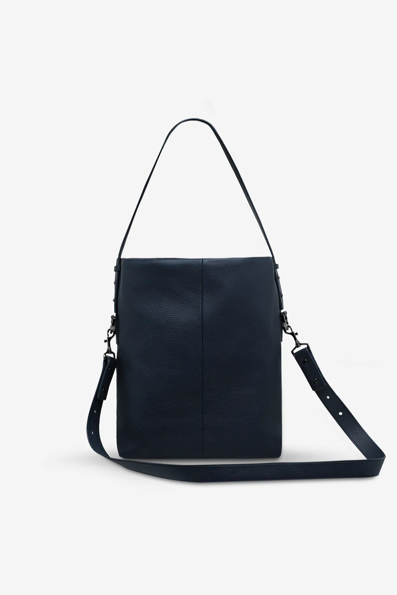 READY AND WILLING BAG - NAVY BLUE