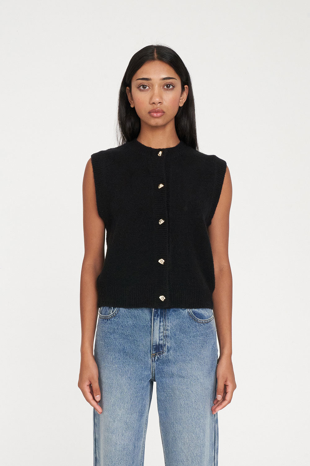 ELLE KNIT VEST BLACK
