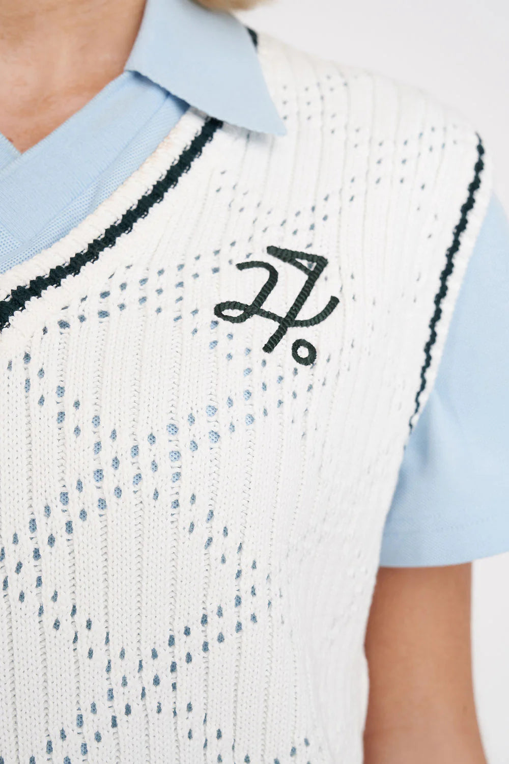 WOMENS DIAMOND CROP VEST CHALK