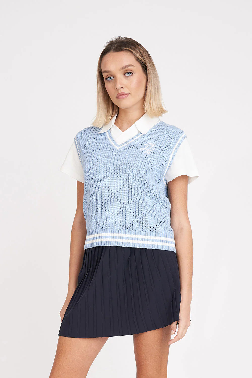 WOMENS DIAMOND CROP VEST ICE BLUE