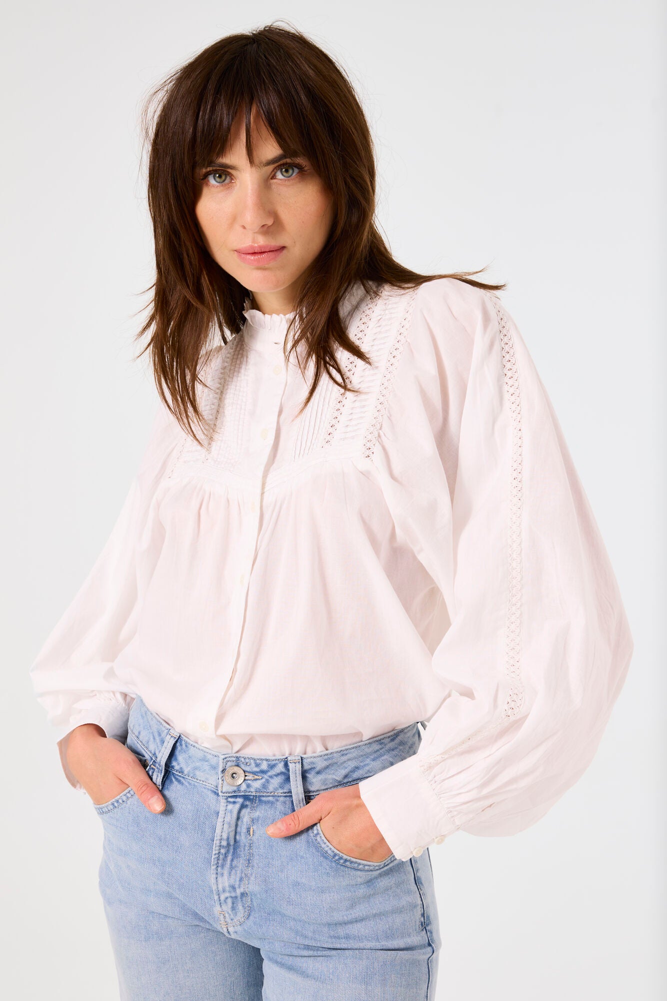 EMBROIDERED BLOUSE OFF WHITE