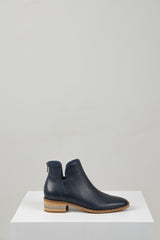 FOLSOMS ANKLE BOOT NAVY LEATHER