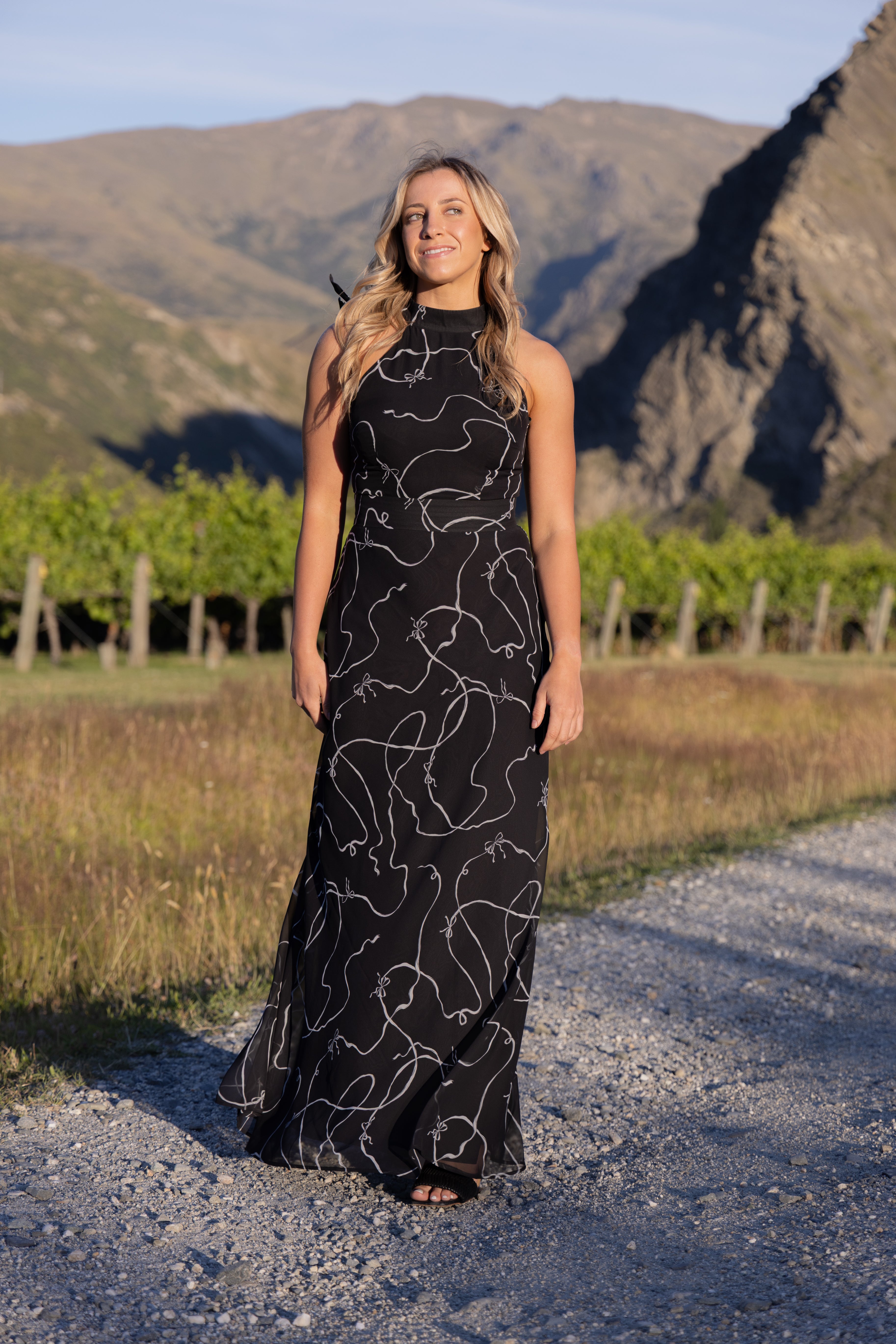 RIHANNA MAXI DRESS BOW NOIR PRE ORDER