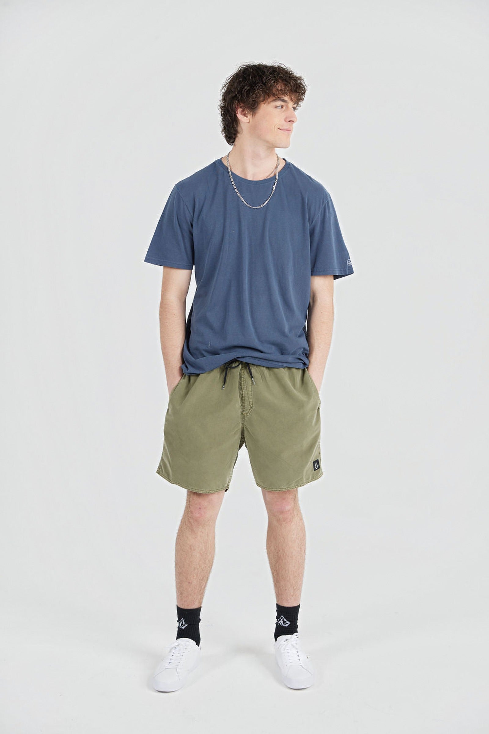 Center Trunk 17" Military